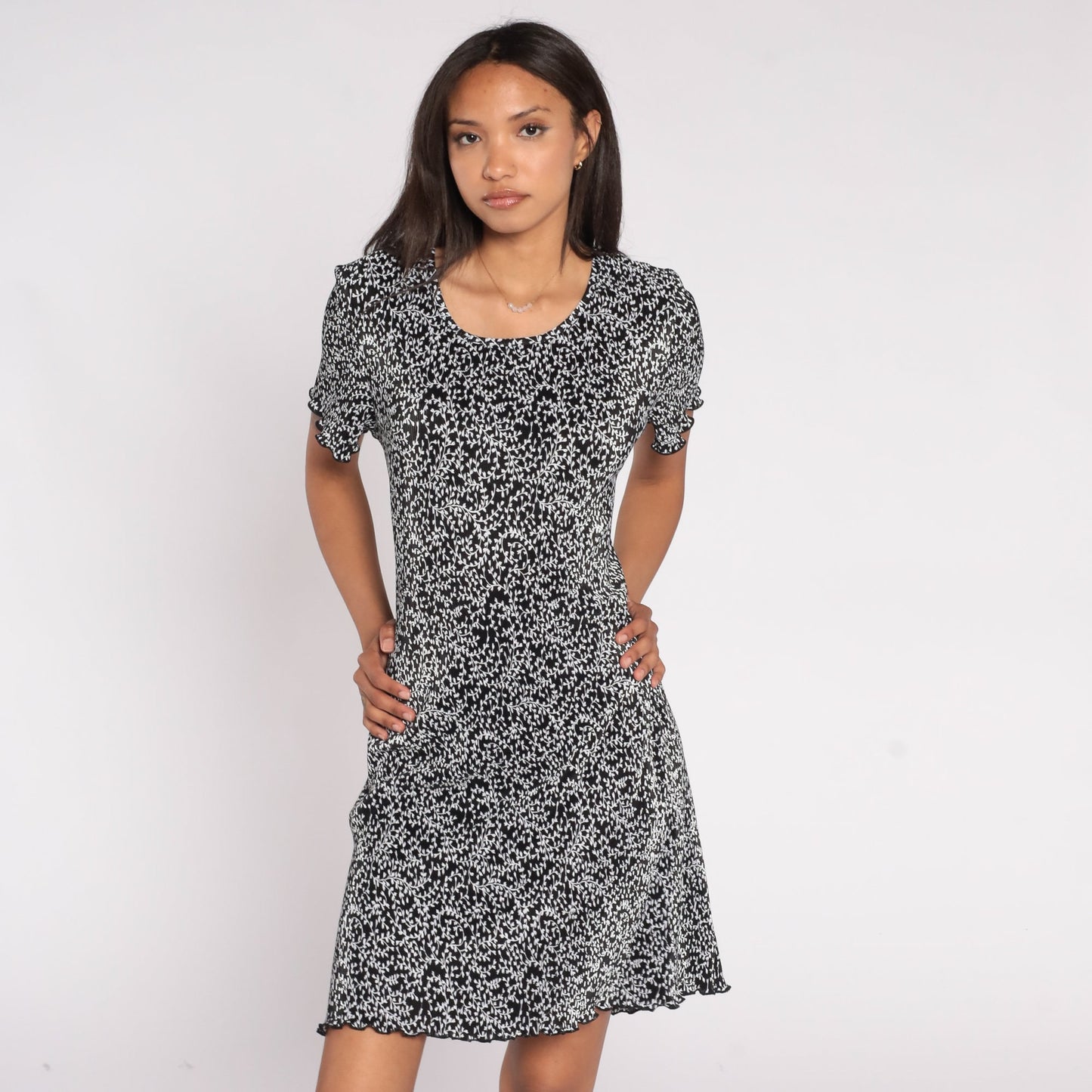 90s Black White Vine Print Mini Dress Shift Short Sleeve Medium