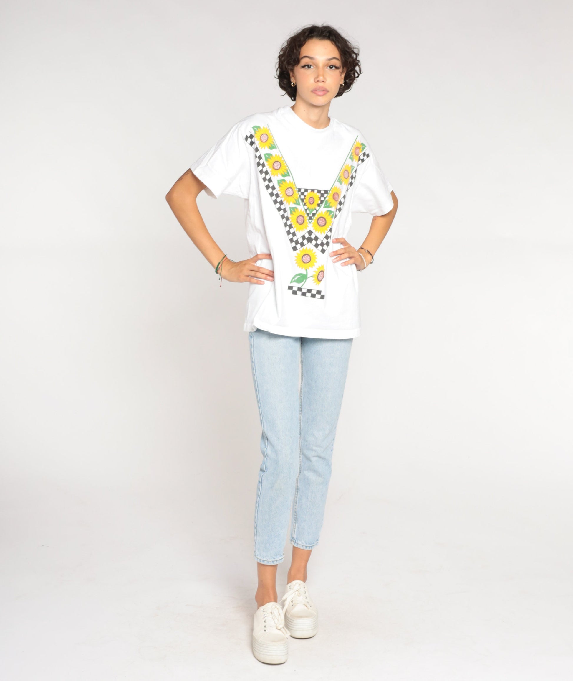 90s Sunflower Checkered Graphic T-Shirt White Cotton Single Stitch Large