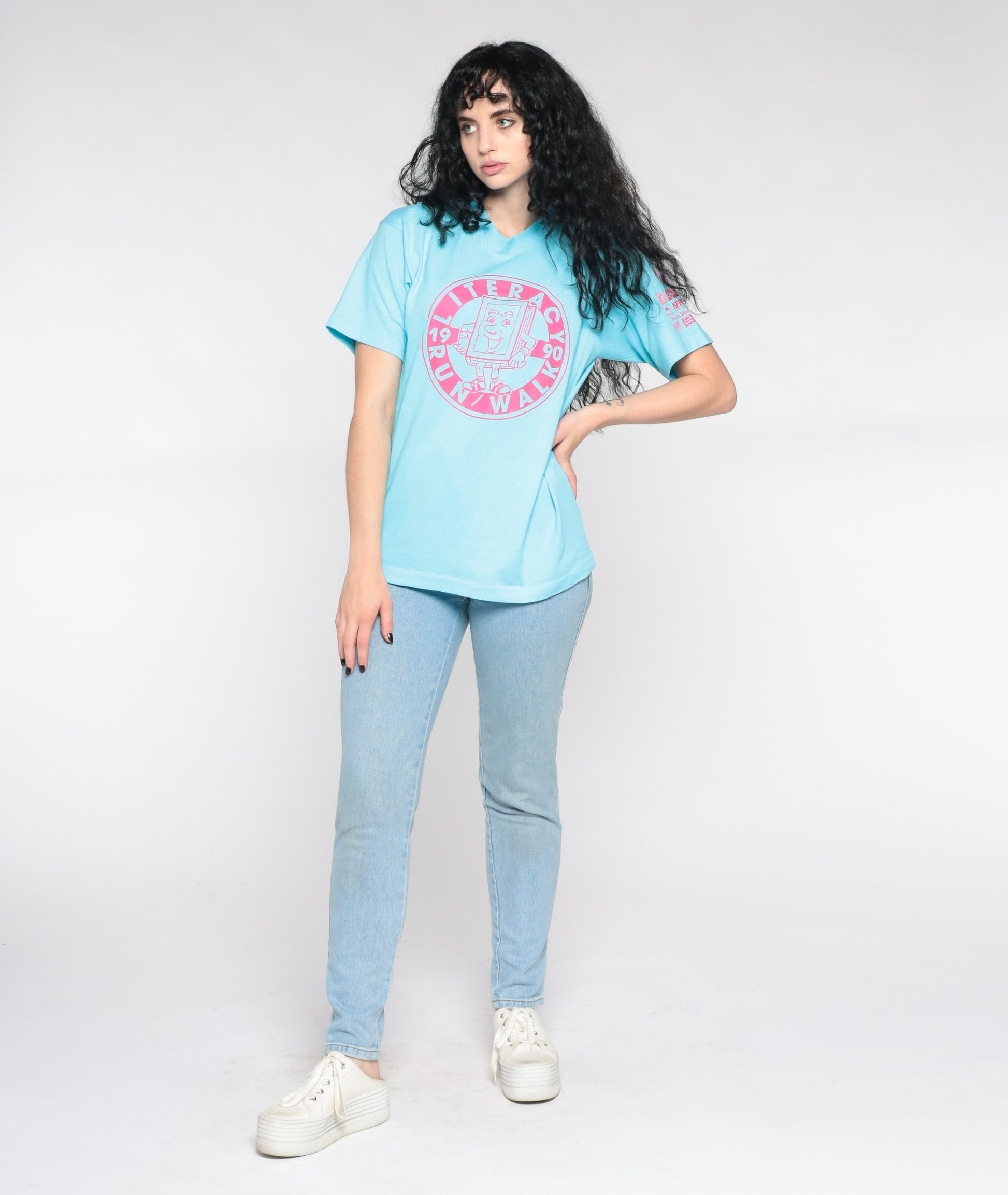 1990 Literacy Run Omaha Nebraska Graphic Tee Pink Blue Single Stitch Medium