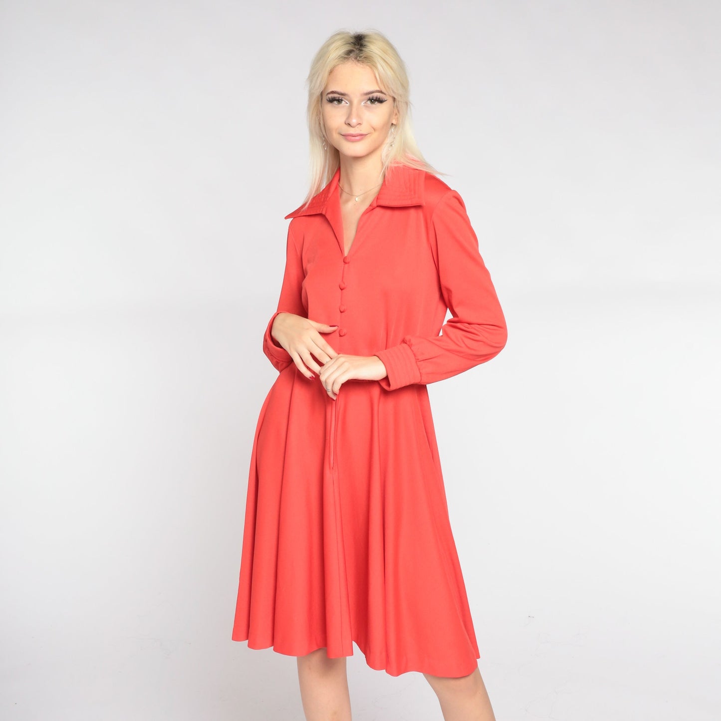 70s Red Mini Dress Dagger Collar Button-Up High Waisted Long Sleeve Medium M