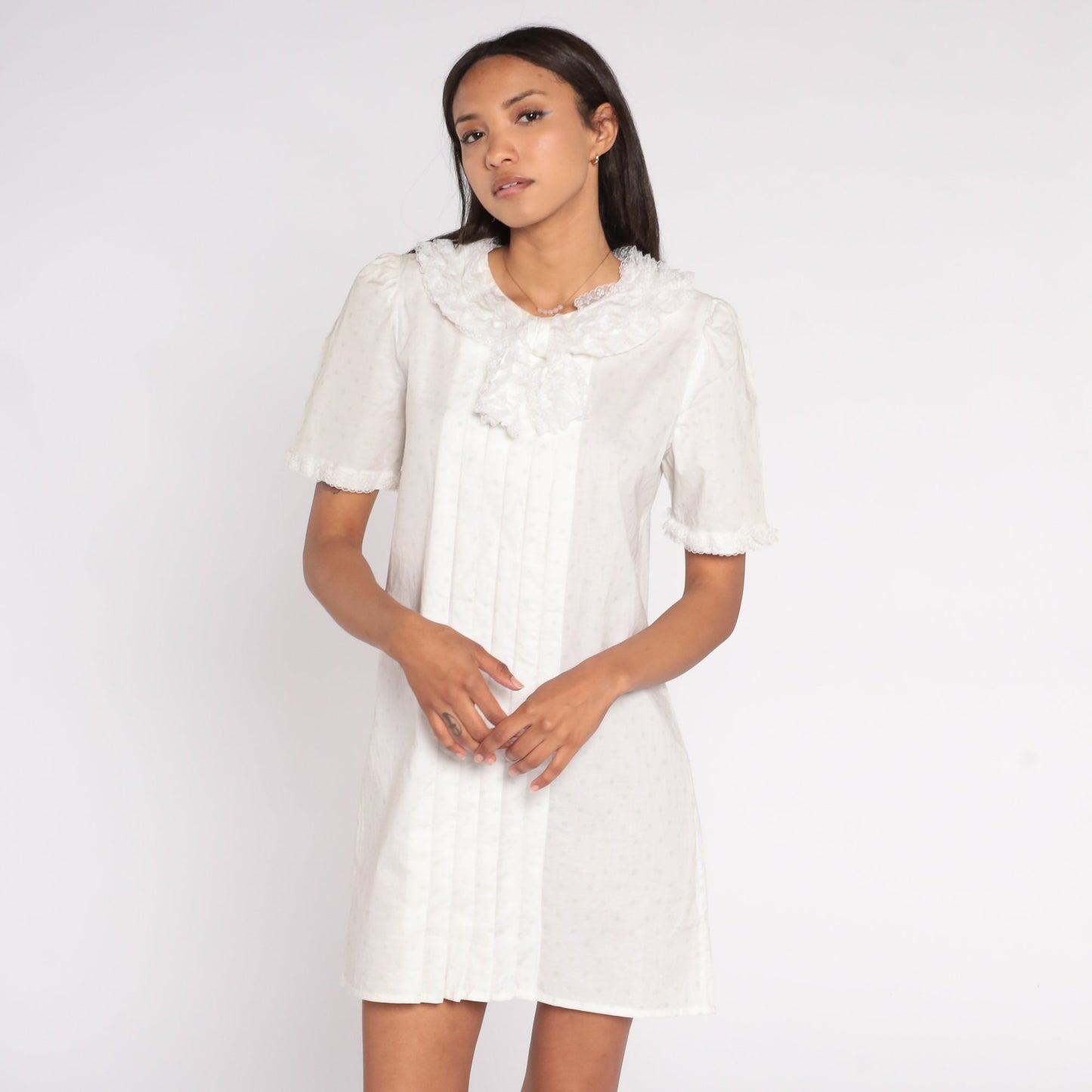 80s White Mini Dress Lace Collar Pleated Dot Print Short Sleeve Small