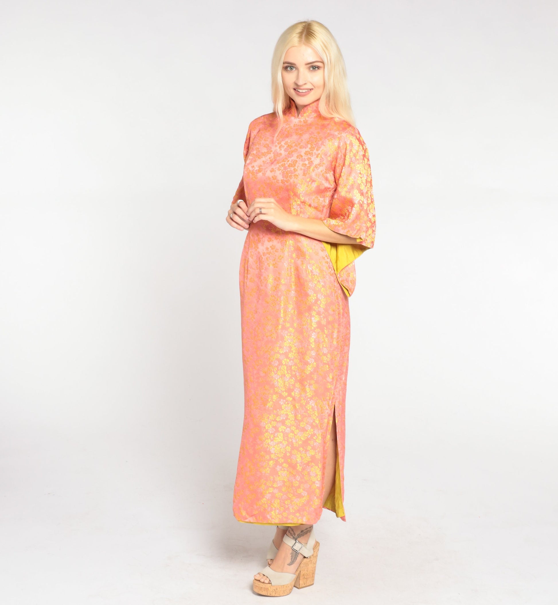 60s Peach Silk Floral Midi Dress Mandarin Collar Bell Sleeve Side Slit Extra Small XS