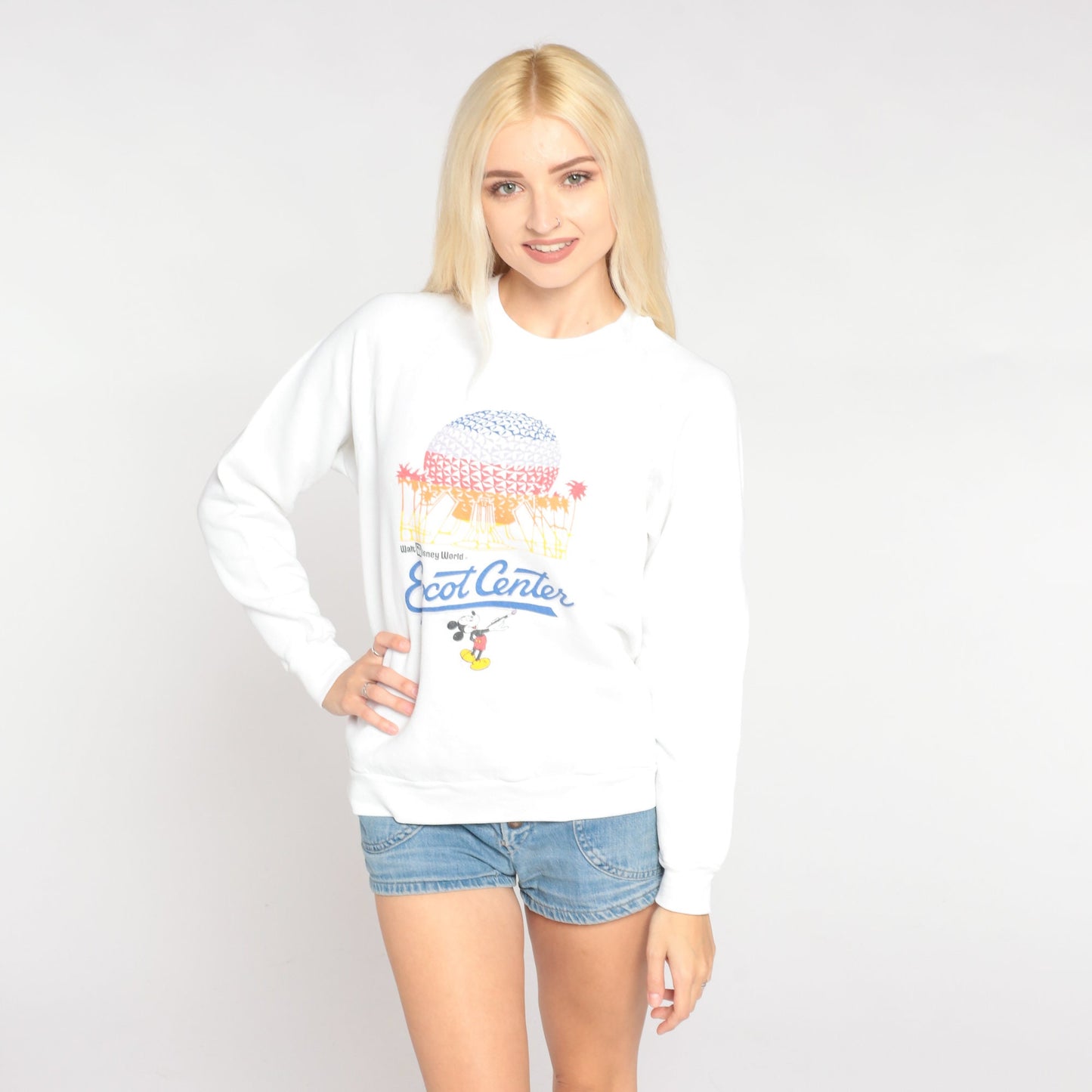 90s Epcot Center Walt Disney World Raglan Sweatshirt White Graphic Medium