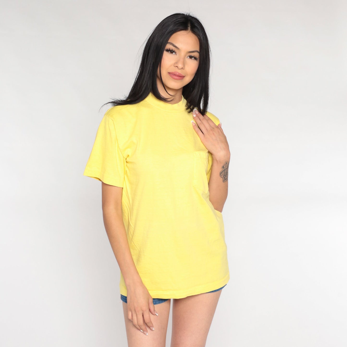 90s Yellow Cotton Pocket T-Shirt Plain Tee Single Stitch Medium