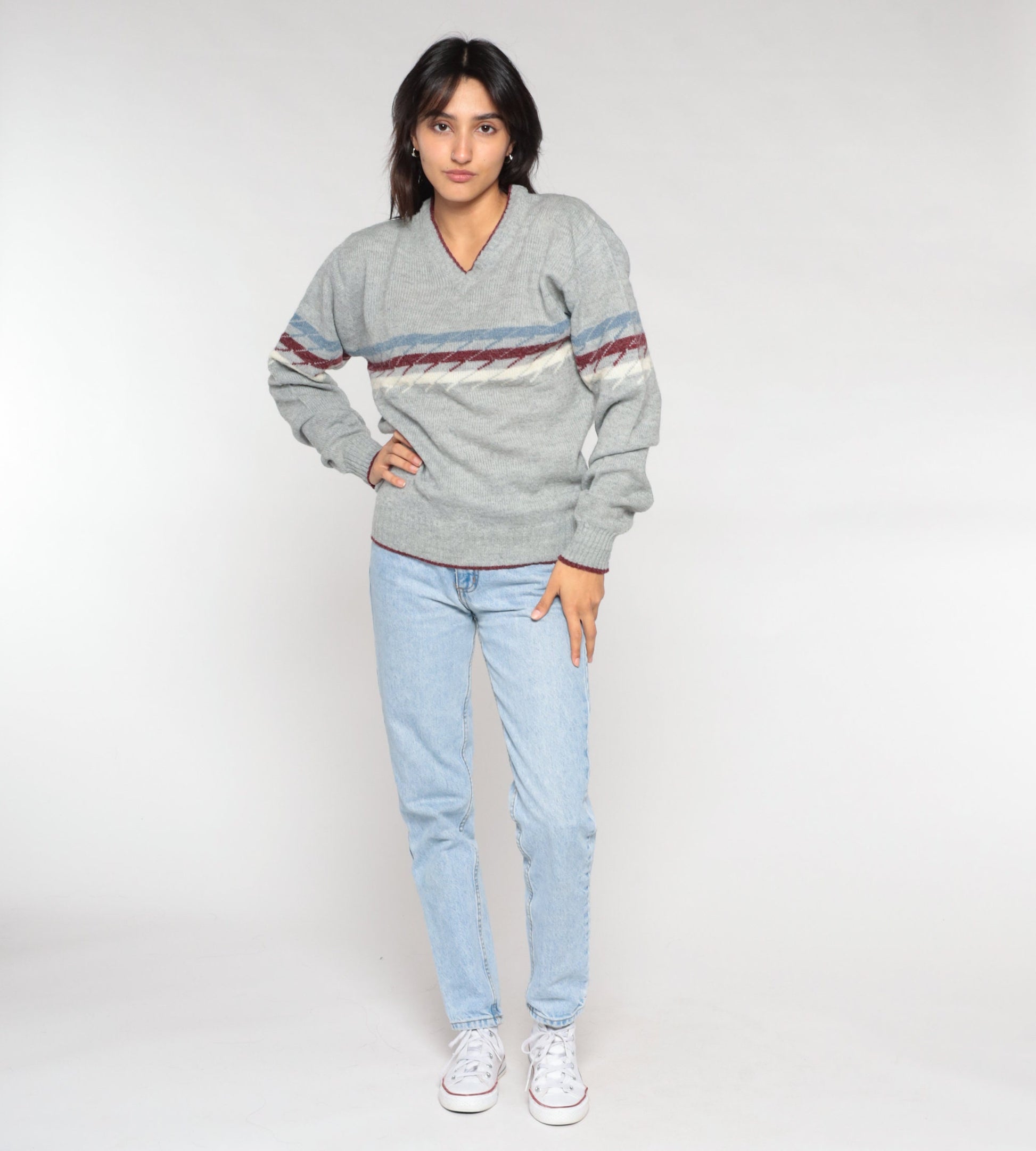 70s Saturdays In California V-Neck Striped Knit Sweater Grey Burgundy Medium