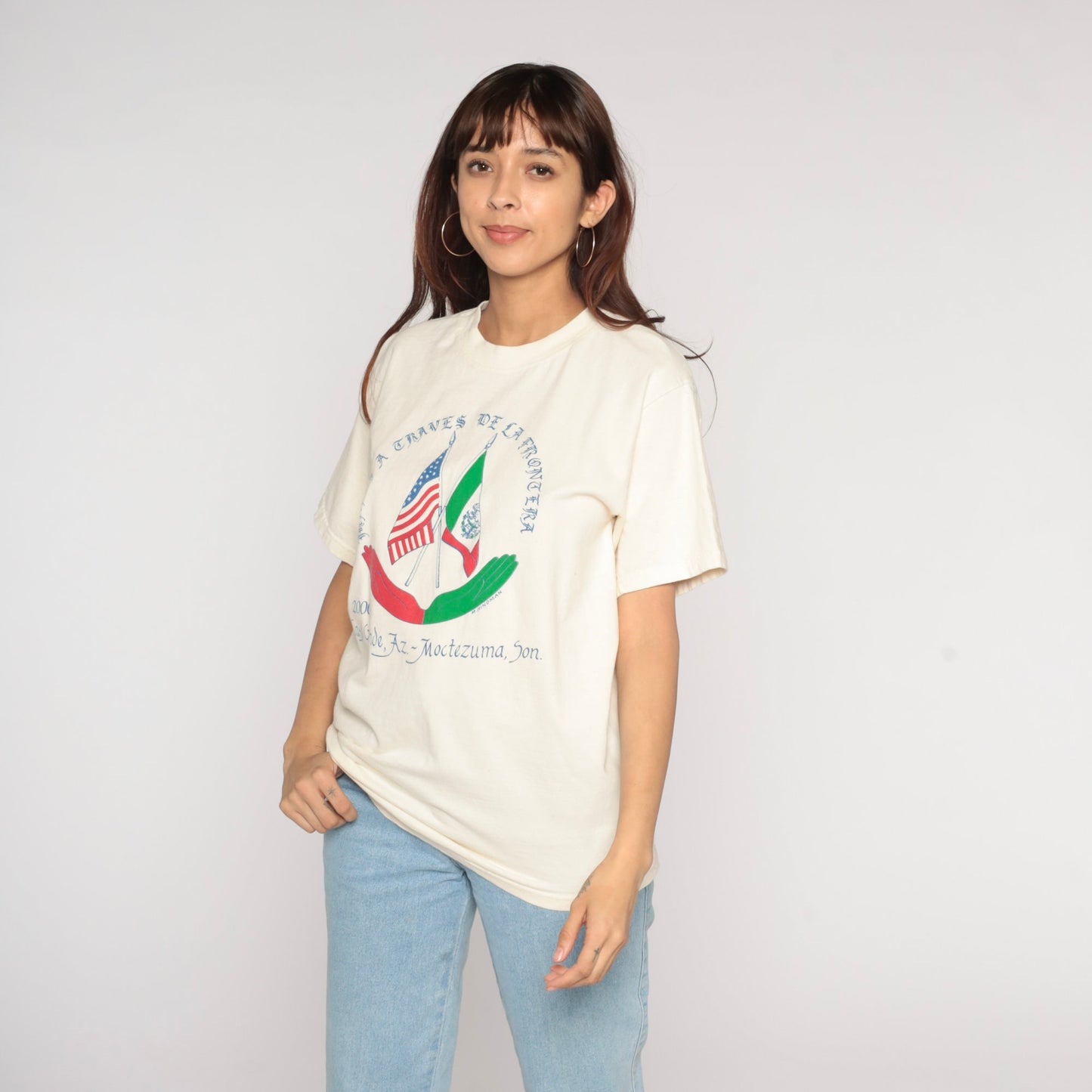 Y2K Manos a Través de la Frontera Graphic Tee Off-White Cotton Medium M