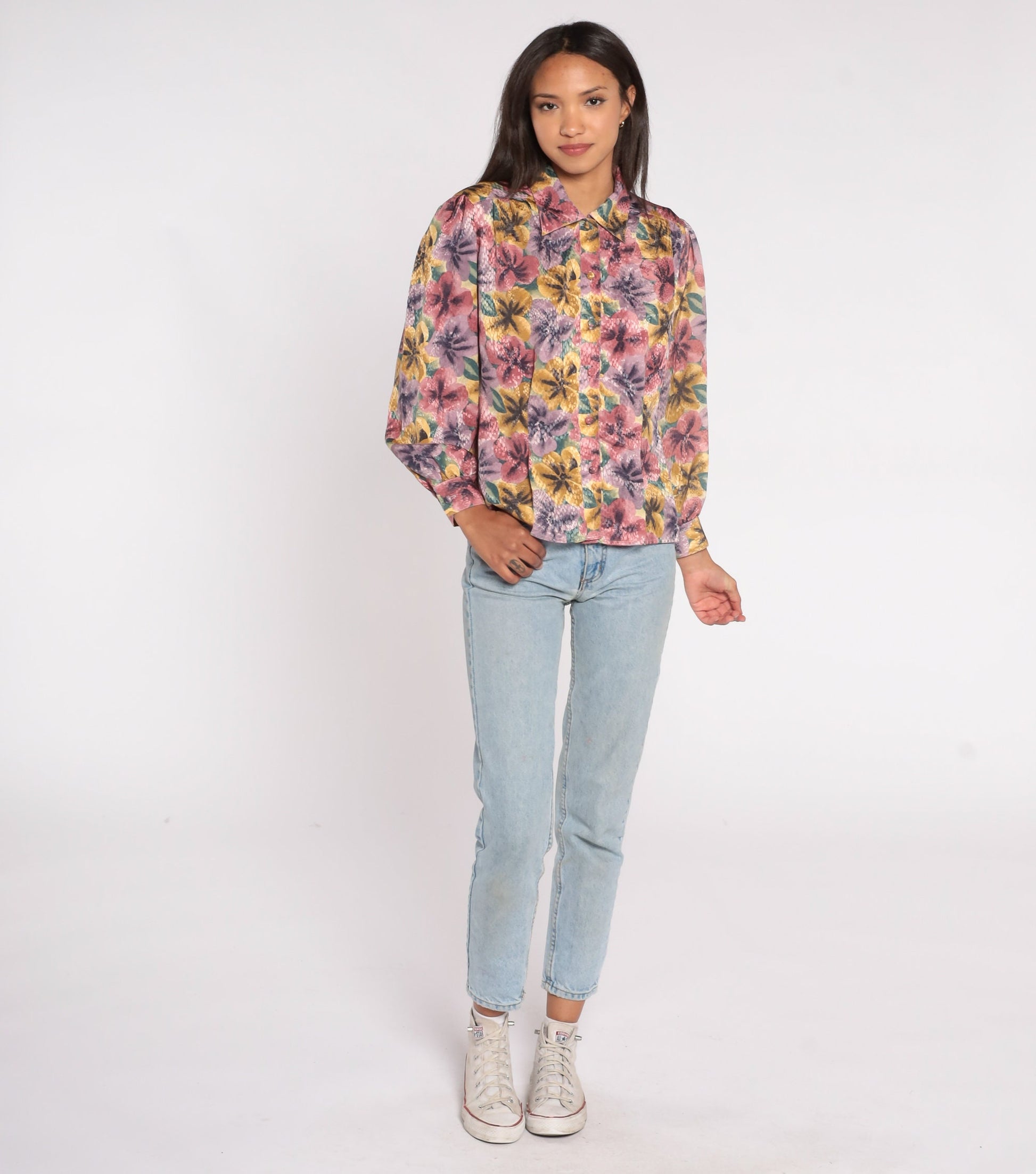 90s Embossed Floral Button-Up Blouse Pink Purple Long Sleeve Collared Shirt Medium