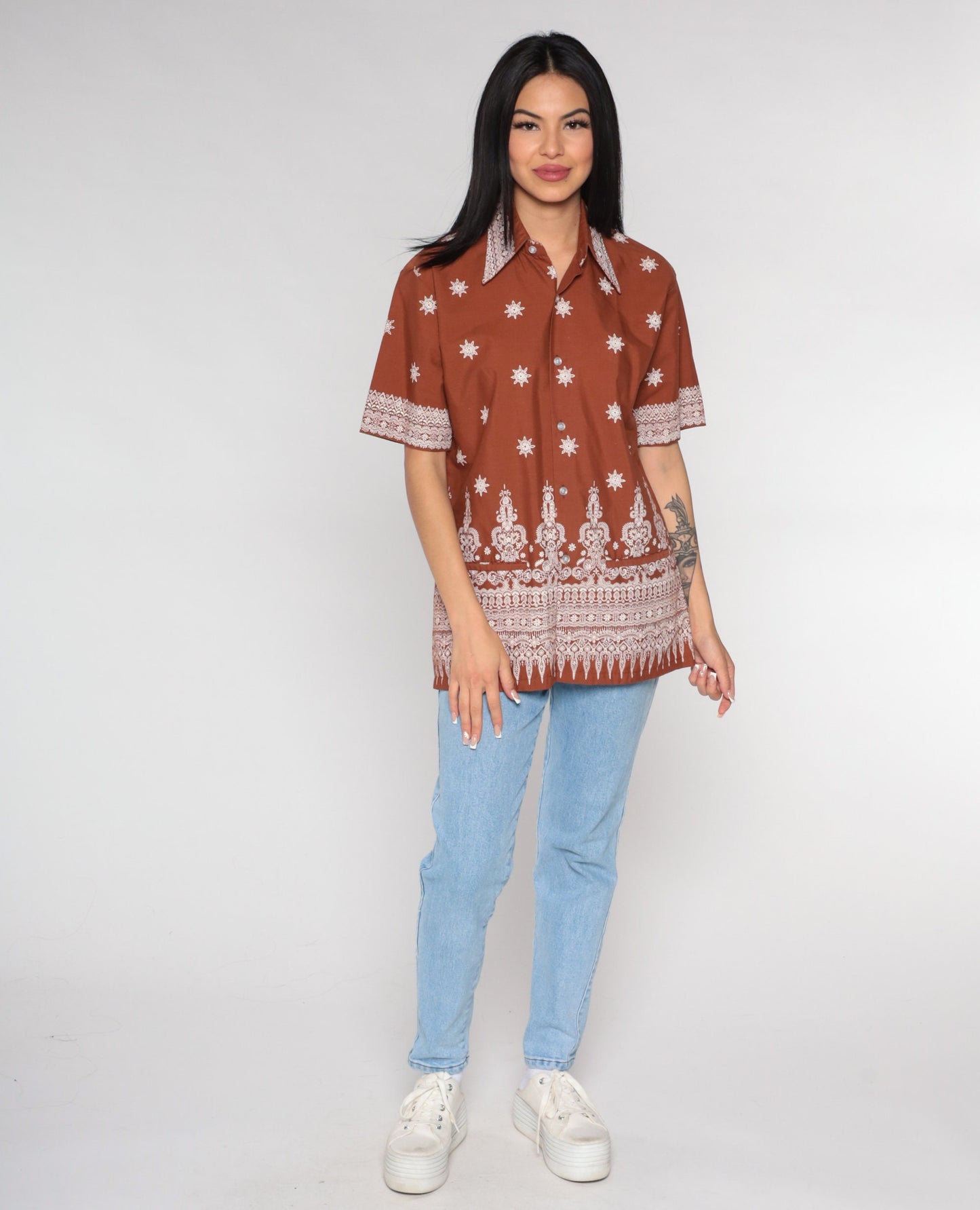 90s Batik Floral Button Up Shirt Brown White Geometric Print Medium