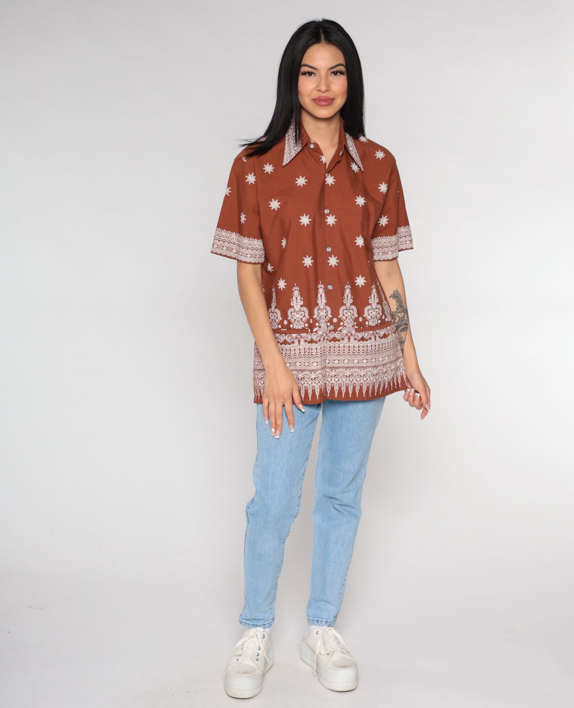 90s Batik Floral Button Up Shirt Brown White Geometric Print Medium