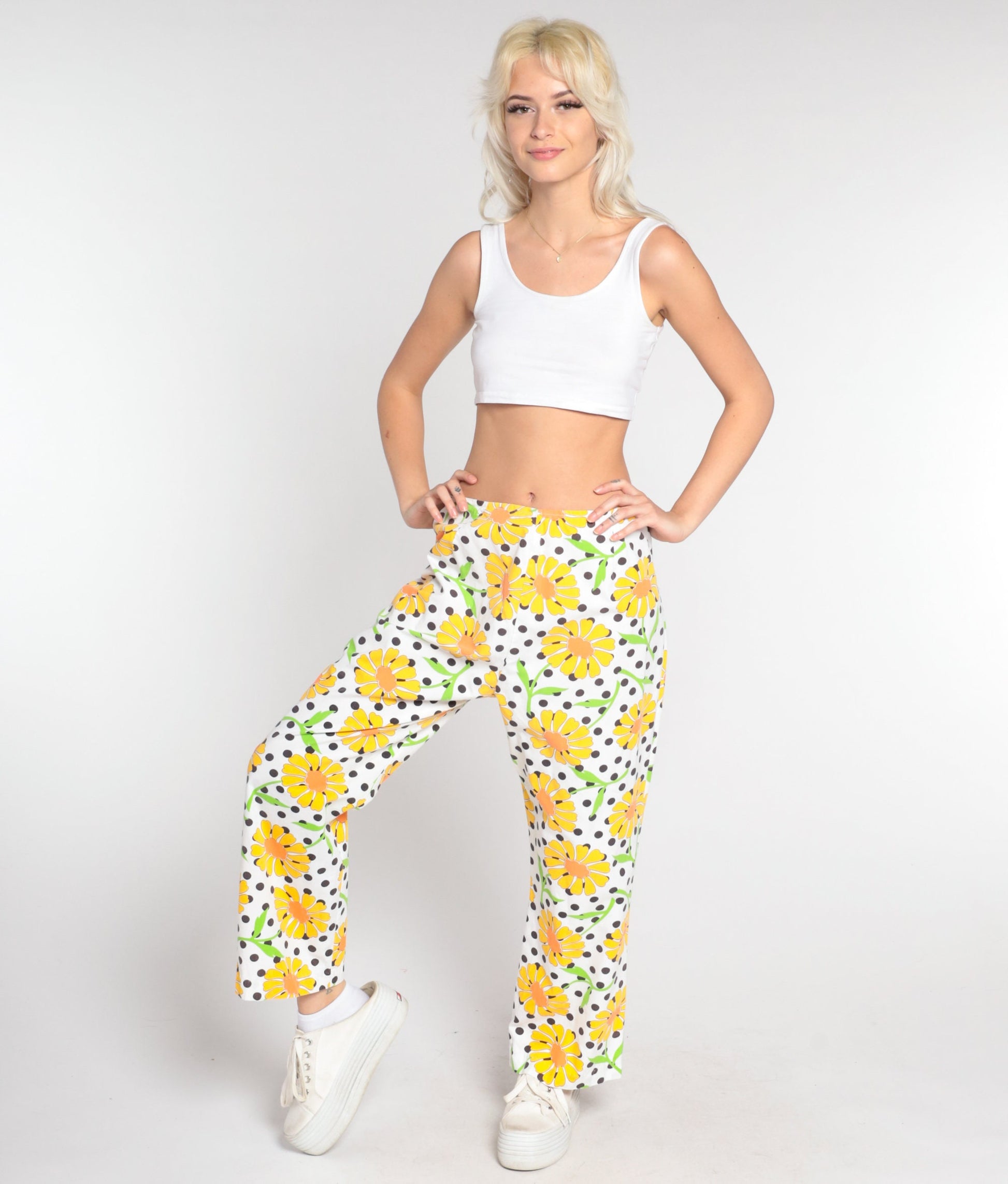 70s White Floral Straight Leg Pants High Waisted Cotton Medium