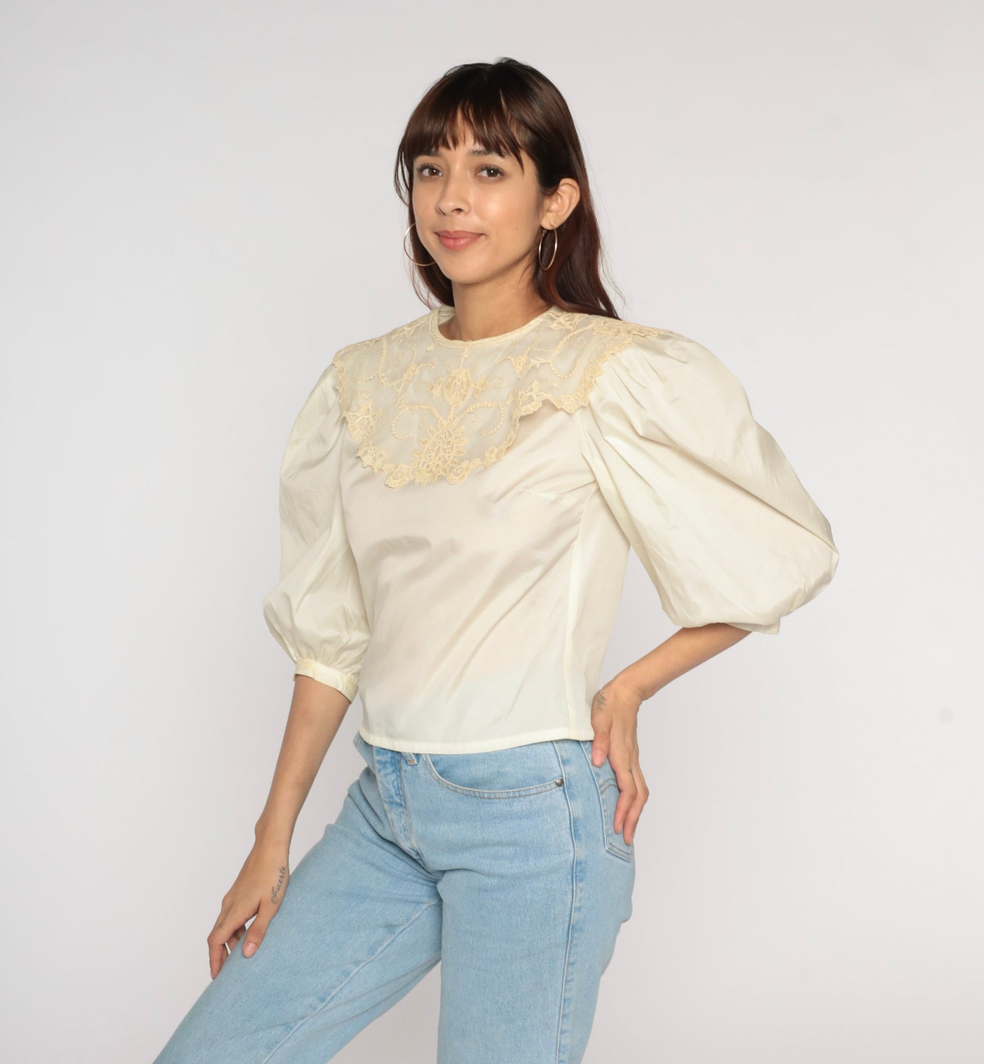 80s Puff Sleeve Blouse Beige Lace Bib Victorian Zip Back Small