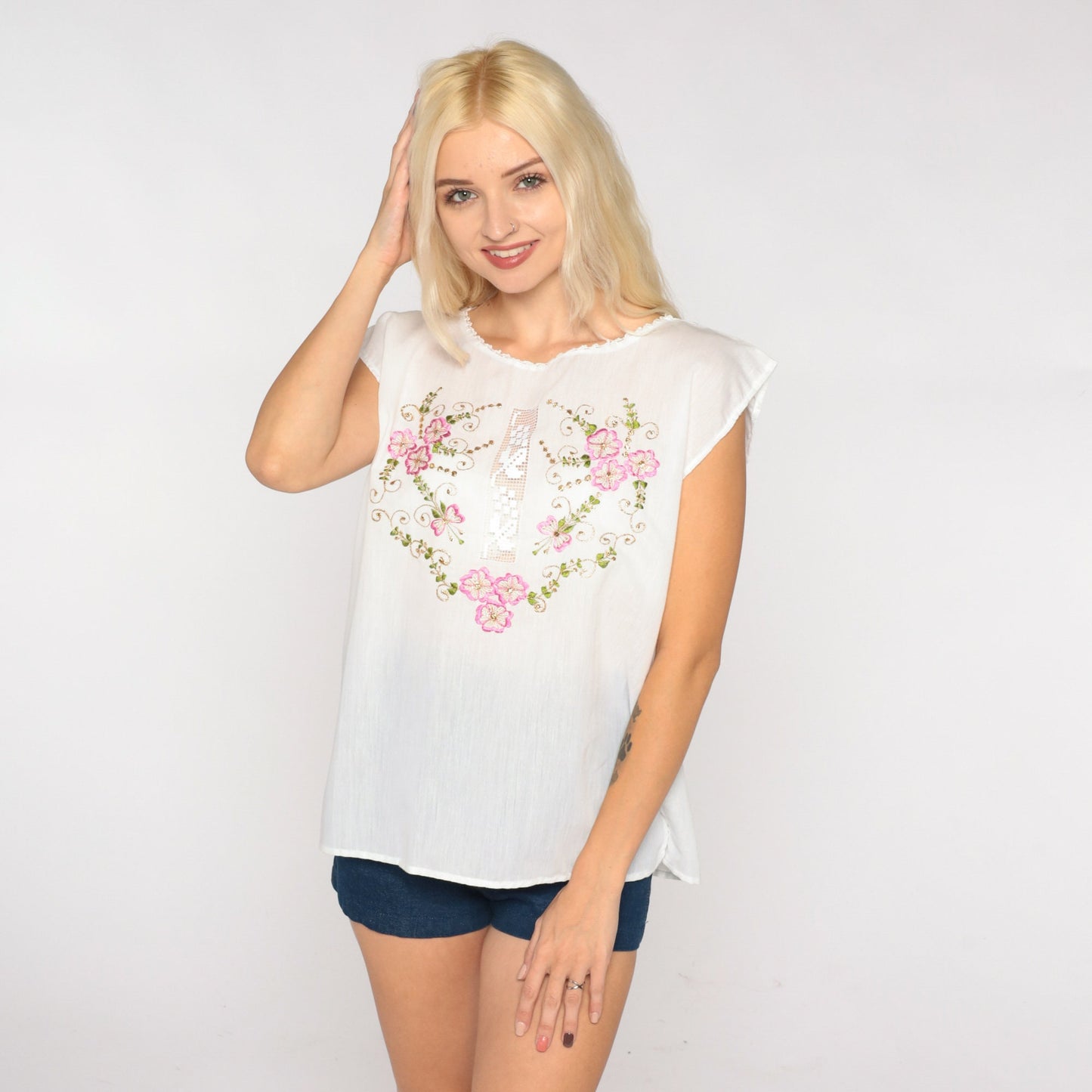 90s Bali Embroidered Tank Top White Metallic Floral Cutwork Cap Sleeve Medium