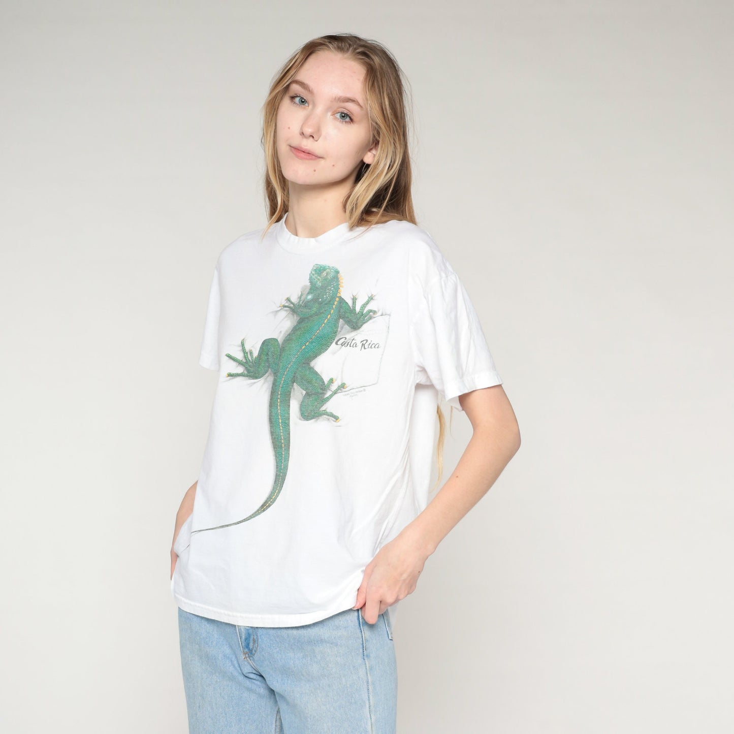 Y2K Costa Rica Iguana Graphic T-Shirt White Cotton Tee Medium
