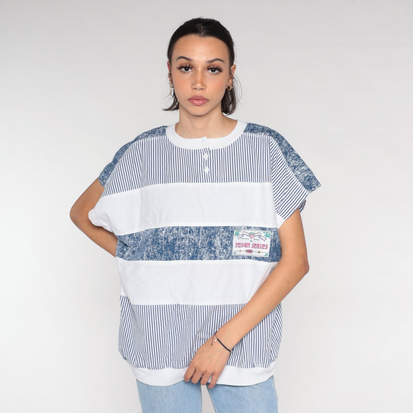 90s Henley Shirt White Blue Striped Cap Sleeve Banded Hem Large