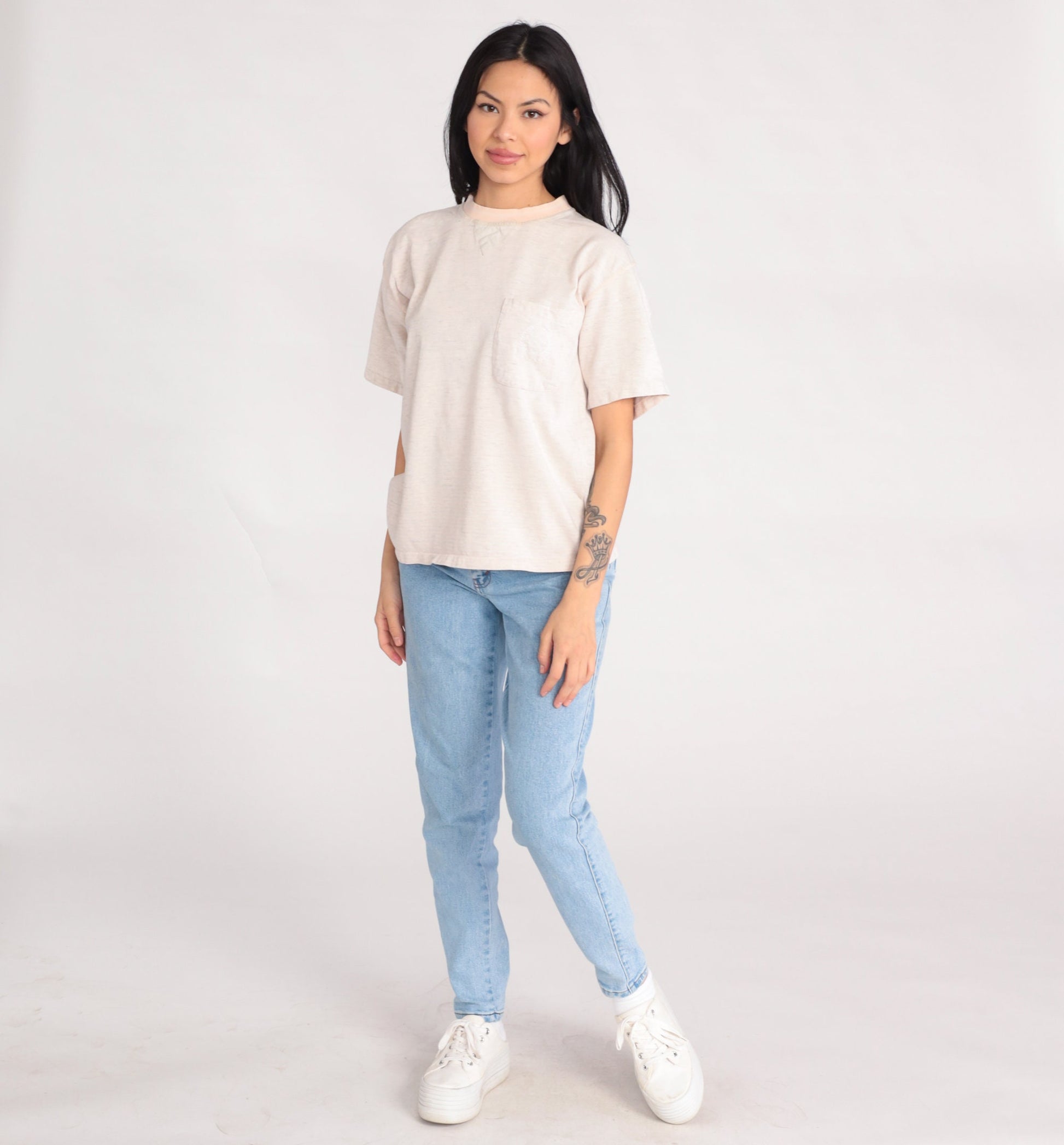 90s Fruit of the Loom Heathered Grey Pocket Tee Embroidered Crest Medium