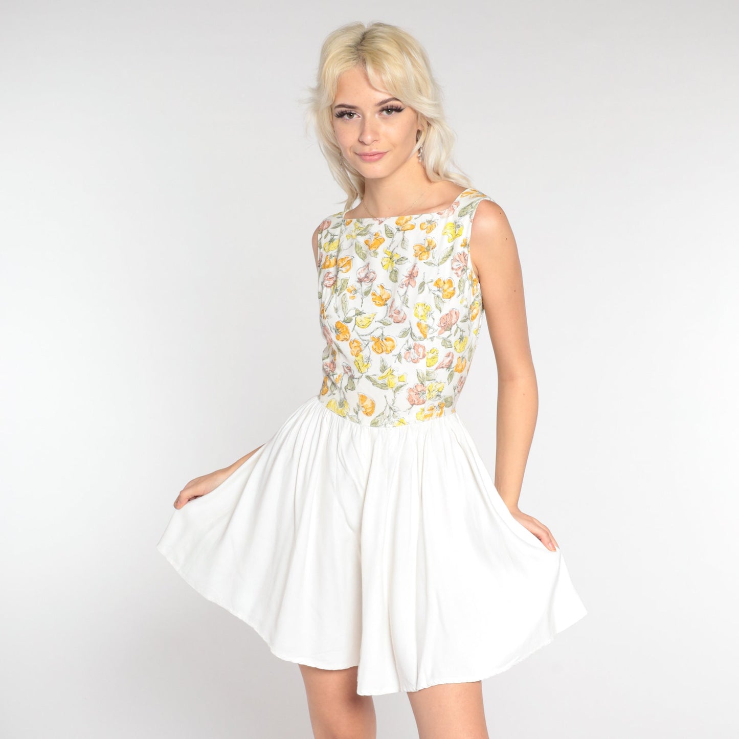 60s Floral Mini Dress White Sleeveless High Waist Fit Flare Extra Small