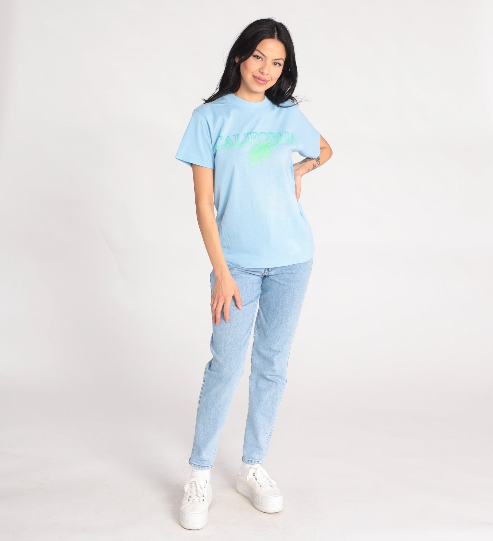 80s California Grape Vineyard Graphic T-Shirt Baby Blue Single Stitch Small