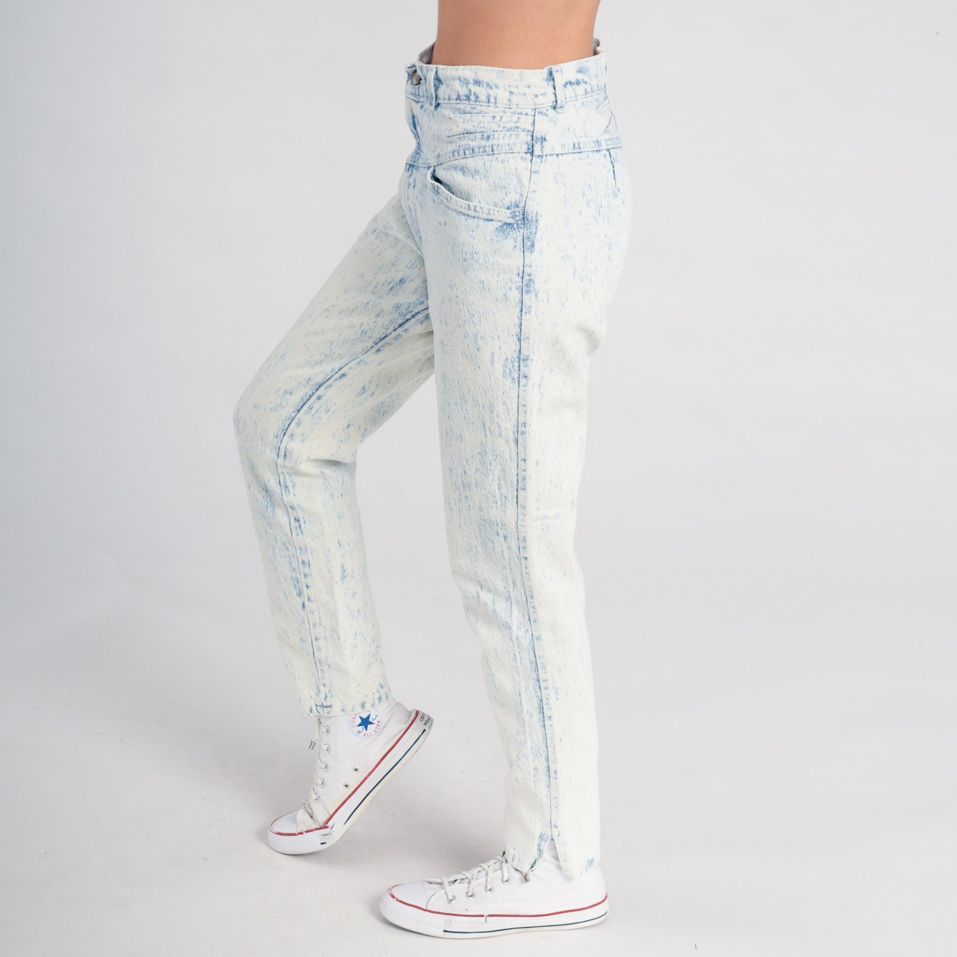 80s Acid Wash High Waist Mom Jeans Blue White Tapered Denim Small 28