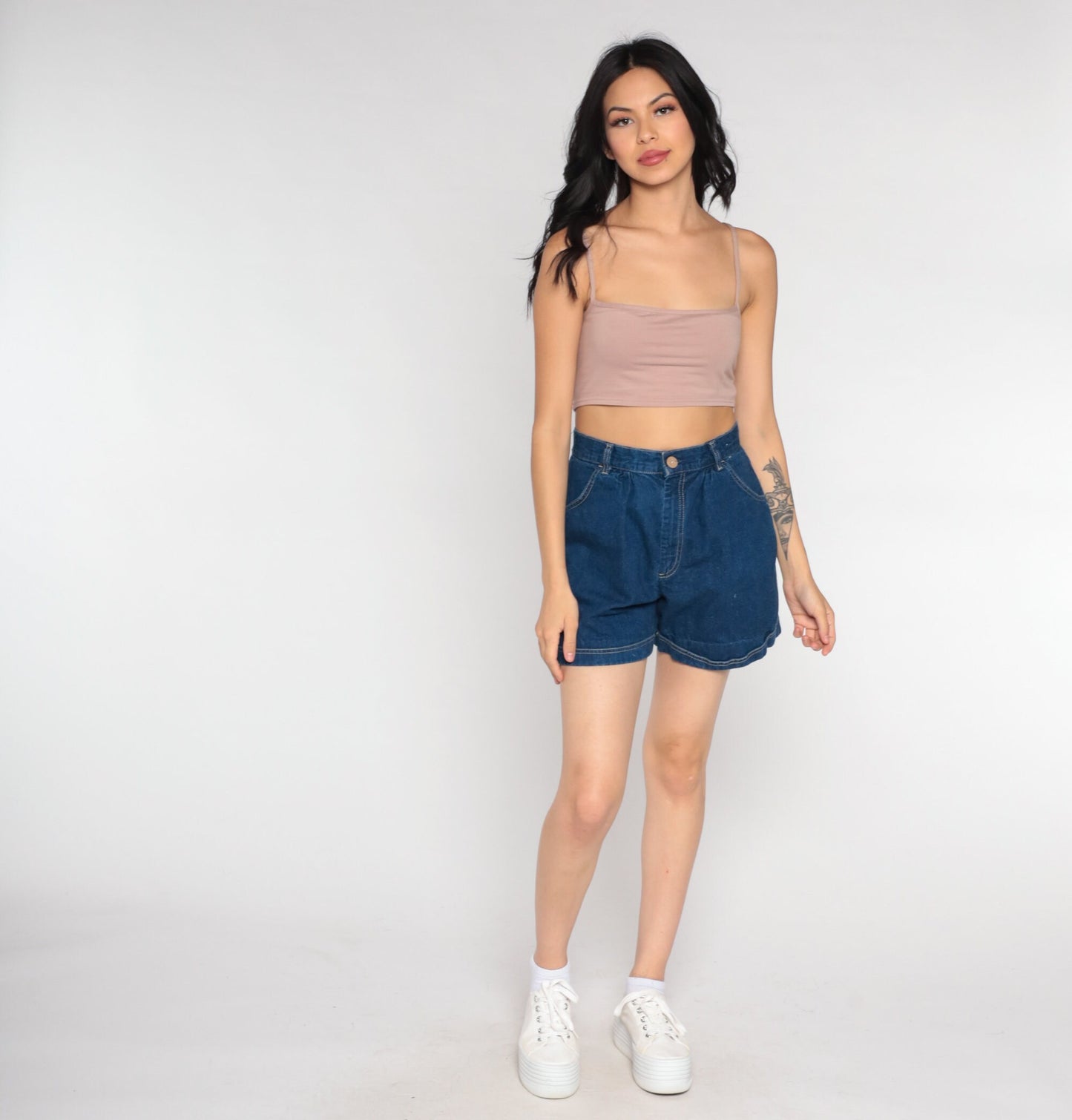 90s Levi's High Waisted Pleated Denim Shorts Dark Blue Small