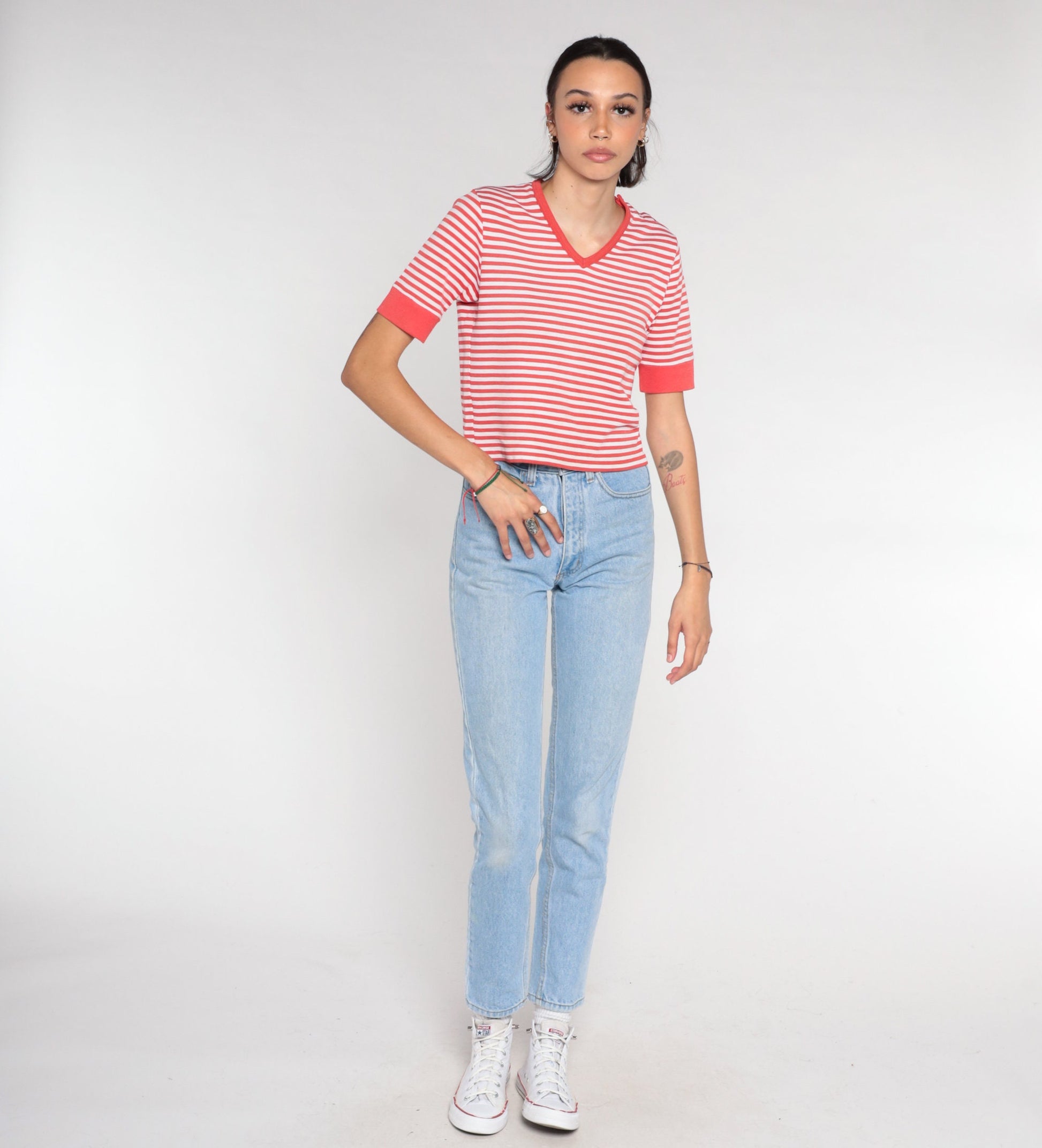 90s Red White Striped V-Neck T-Shirt Ringer Tee Medium