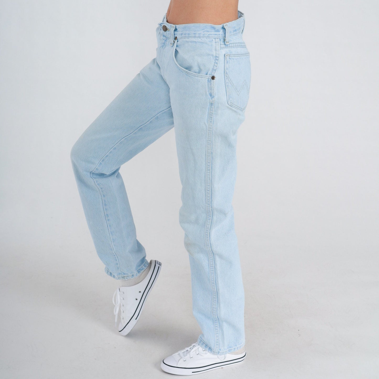 00s Wrangler Mom Jeans Tapered Light Wash Mid Rise Denim Medium 30x32