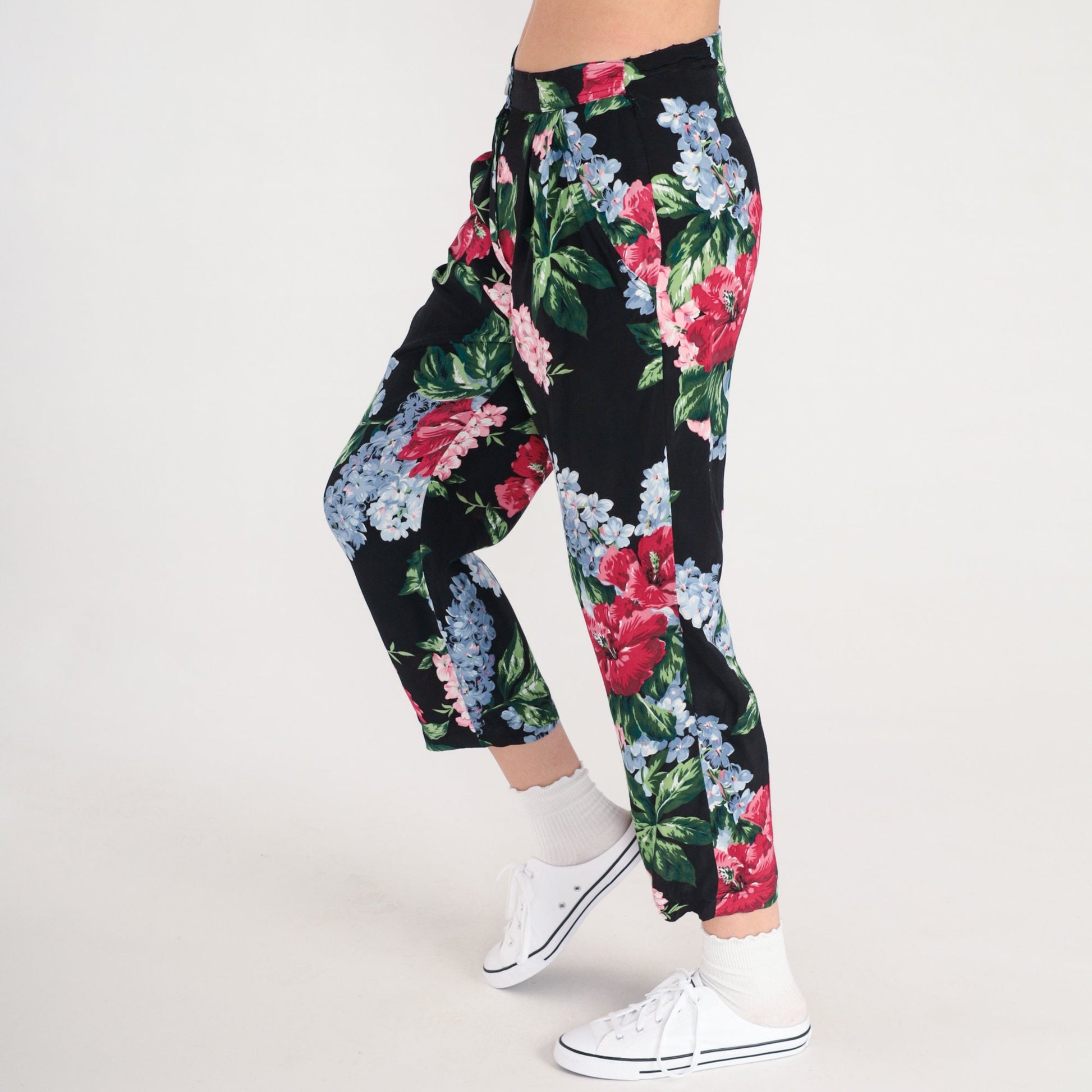 90s Floral Rayon Pants High Waist Pleated Tapered Black Print Small