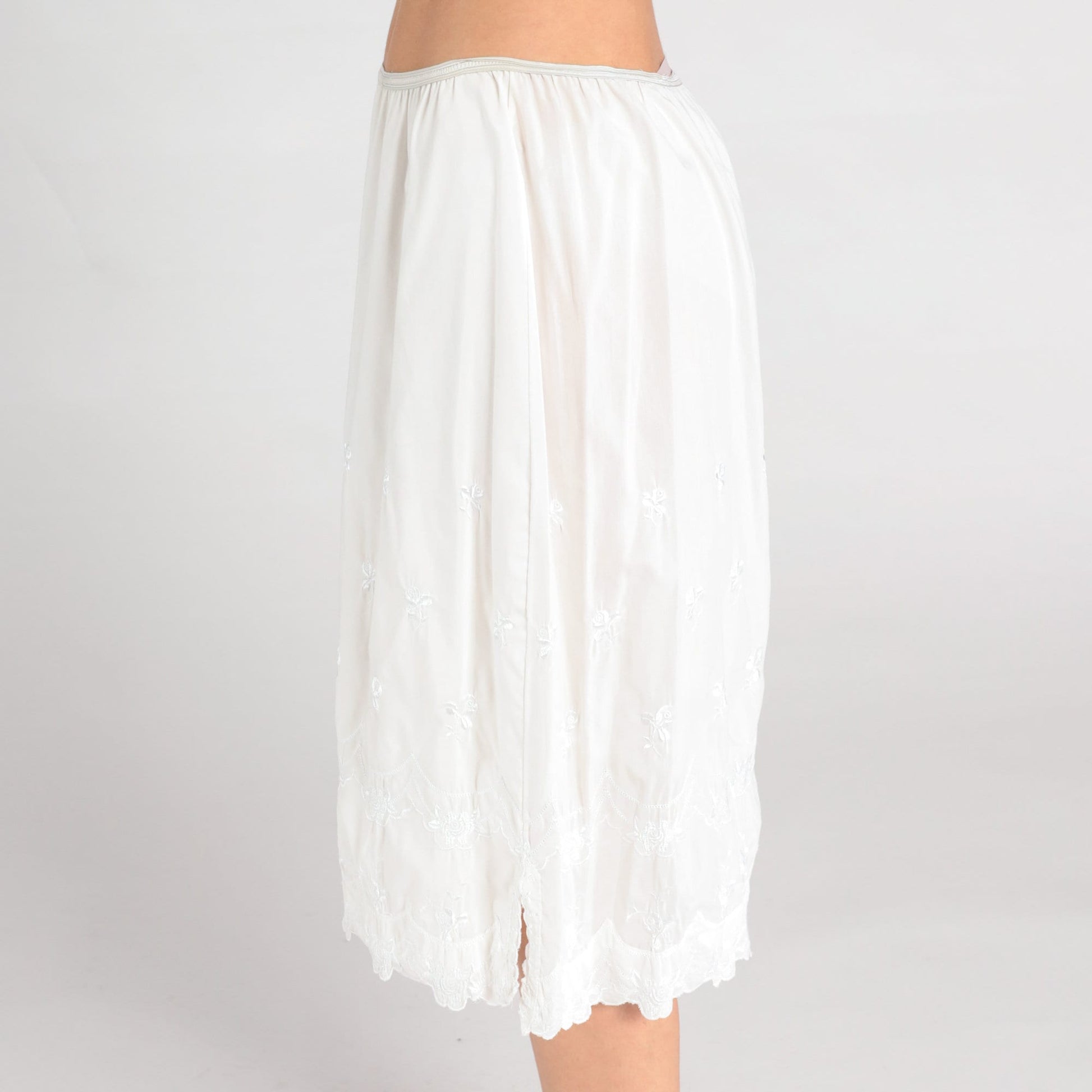 80s White Floral Embroidered Half Slip Midi Skirt Medium Large