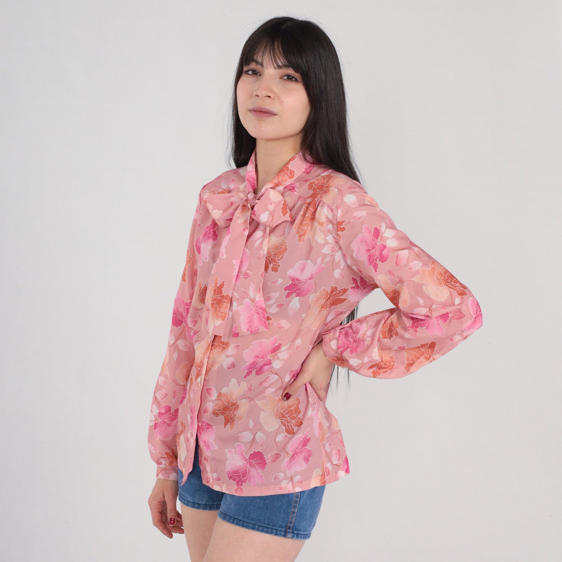 70s Pink Floral Ascot Blouse Button-Up Long Sleeve Neck Tie Shirt Medium