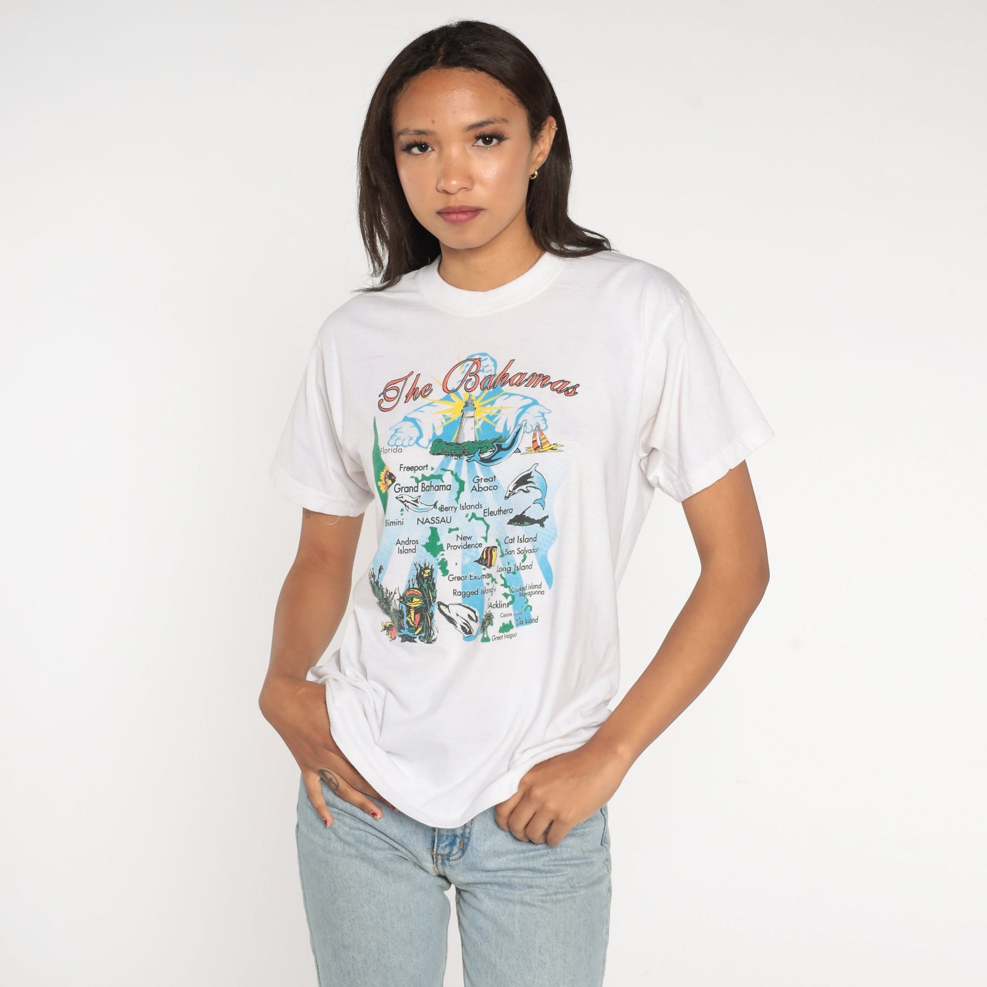 90s Bahamas Graphic T-Shirt Caribbean Islands Dolphin Tee White Medium