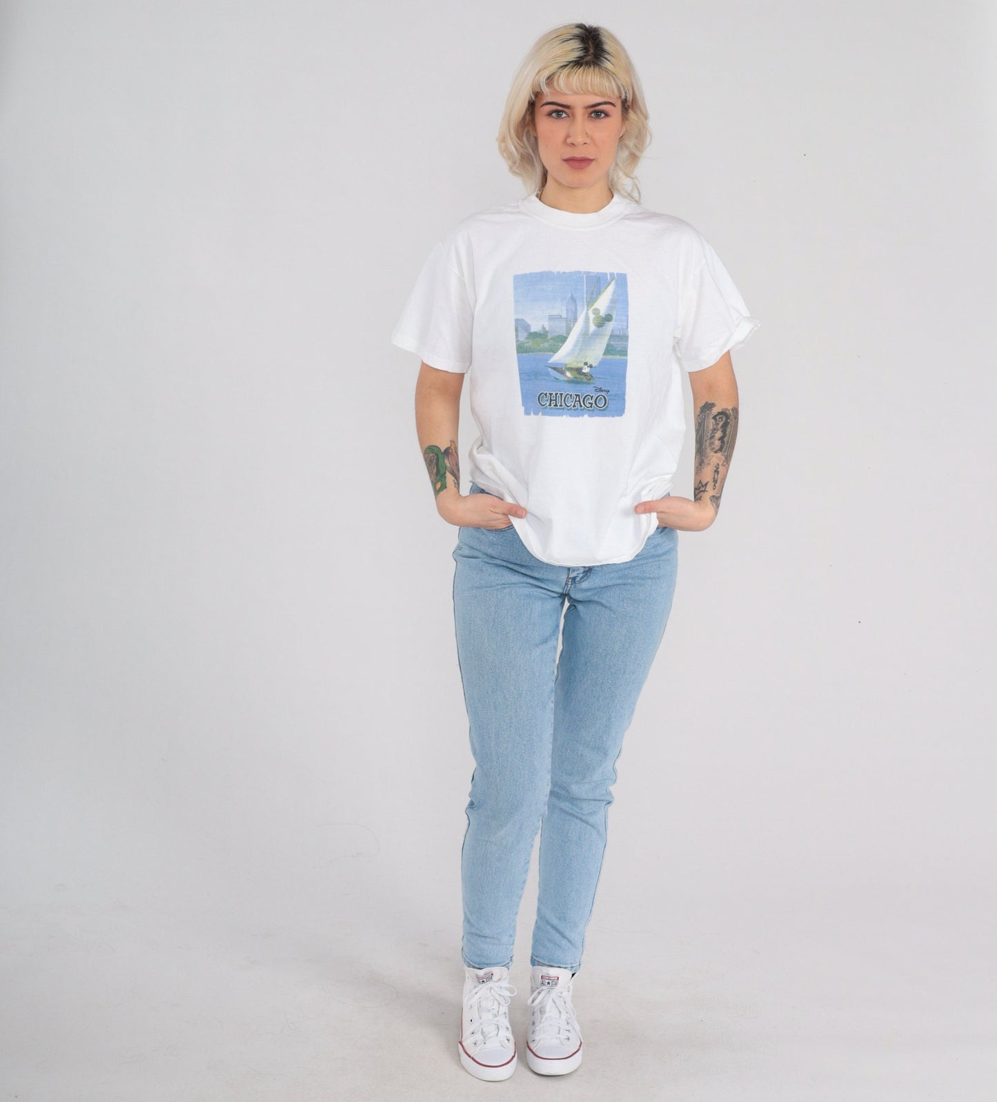 Y2K Disney Chicago Mickey Sailboat Graphic Tee White Cotton Medium M