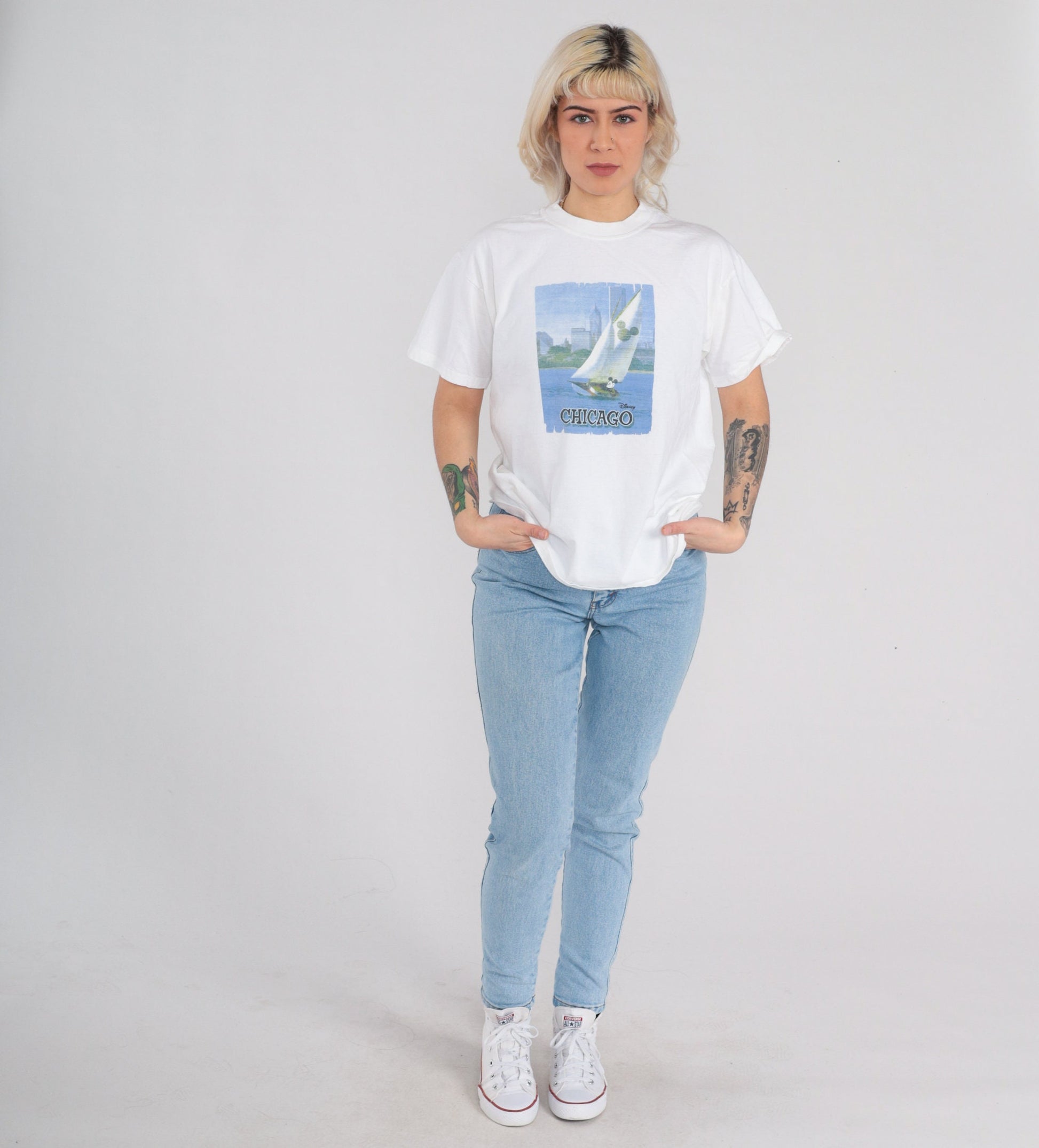 Y2K Disney Chicago Mickey Sailboat Graphic Tee White Cotton Medium M