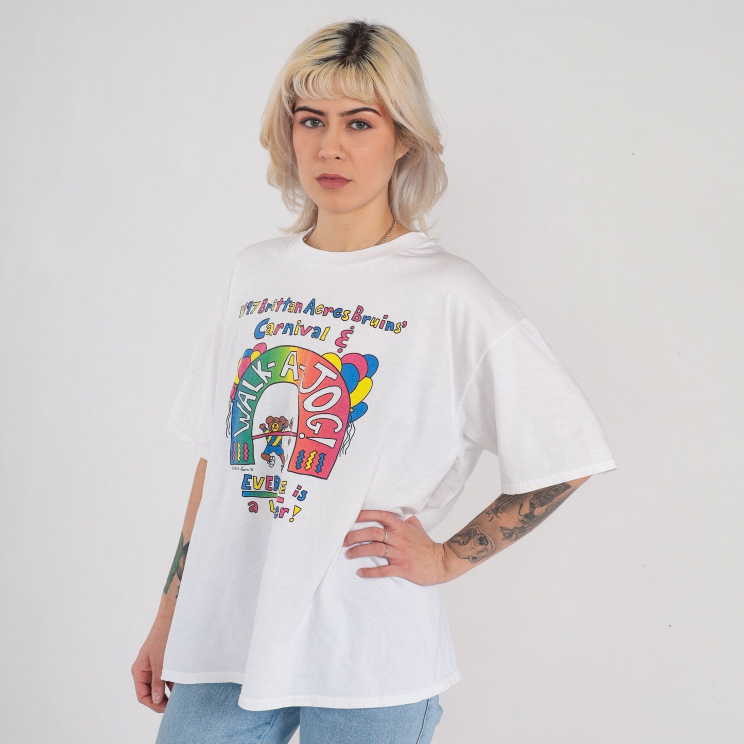 90s Brittan Acres Elementary School Walkathon Carnival Bear Graphic Tee Large