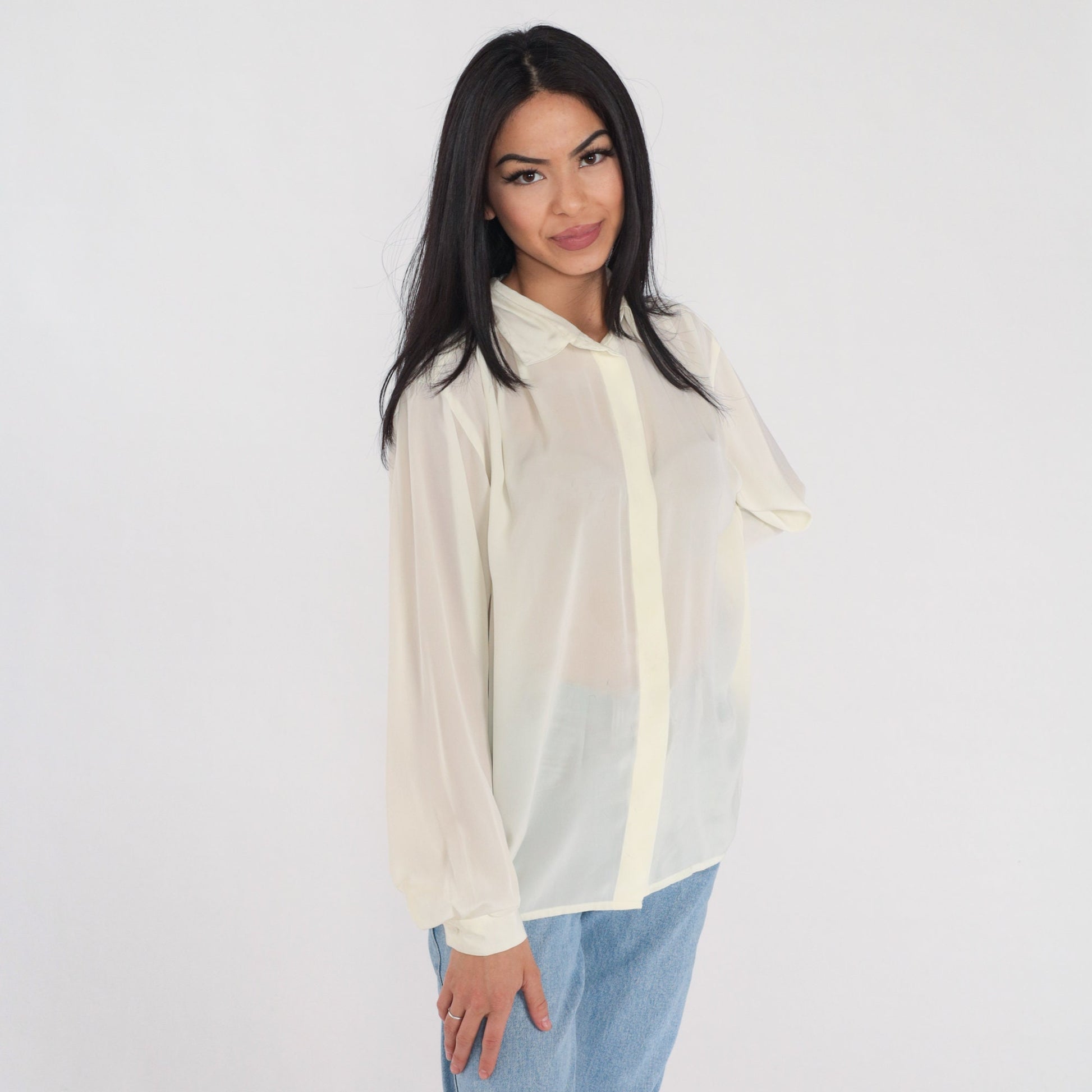 90s Evan Picone Cream Pleated Button-Up Blouse Collared Long Sleeve Large