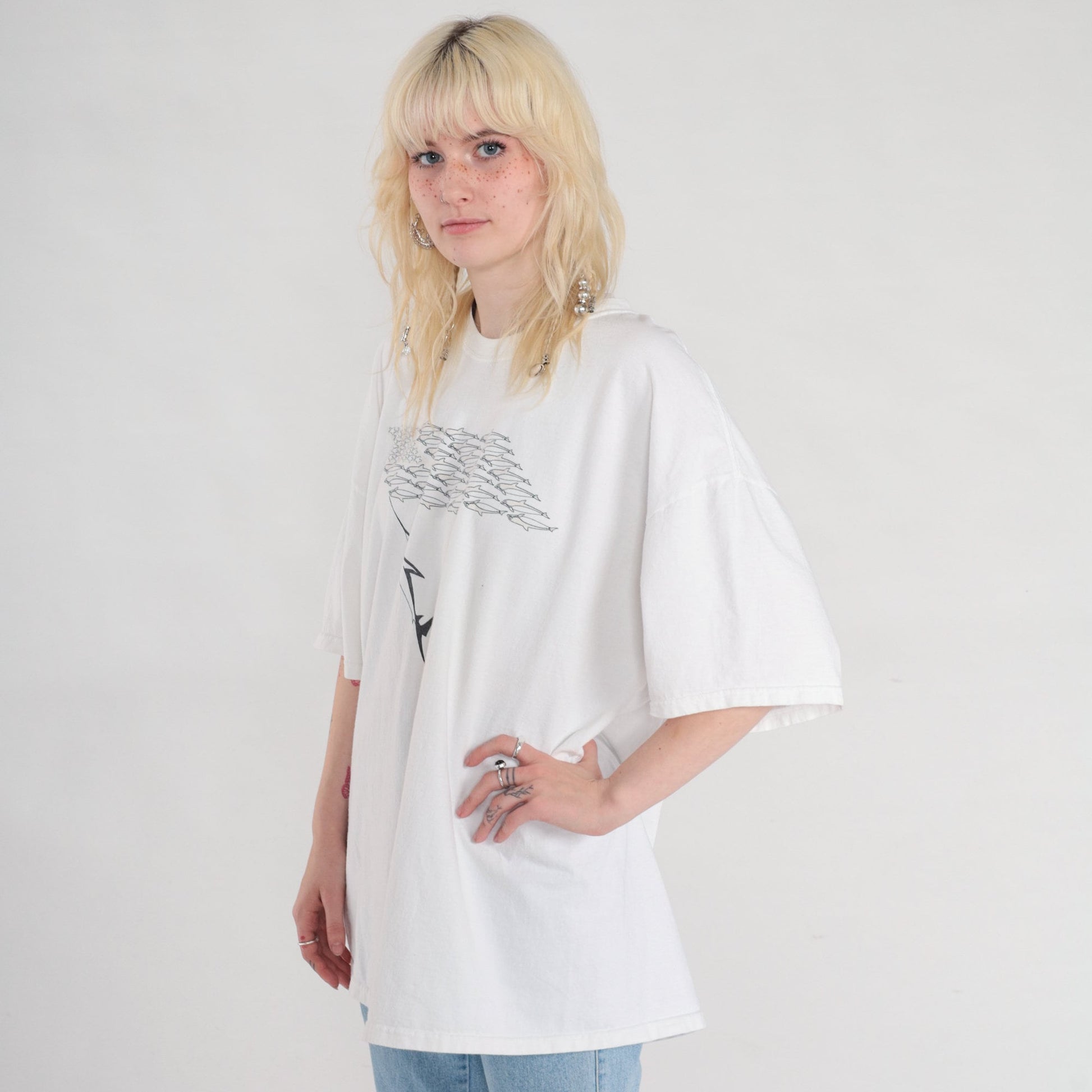 90s Fish Flag Graphic T-Shirt White Cotton Hanes XXL