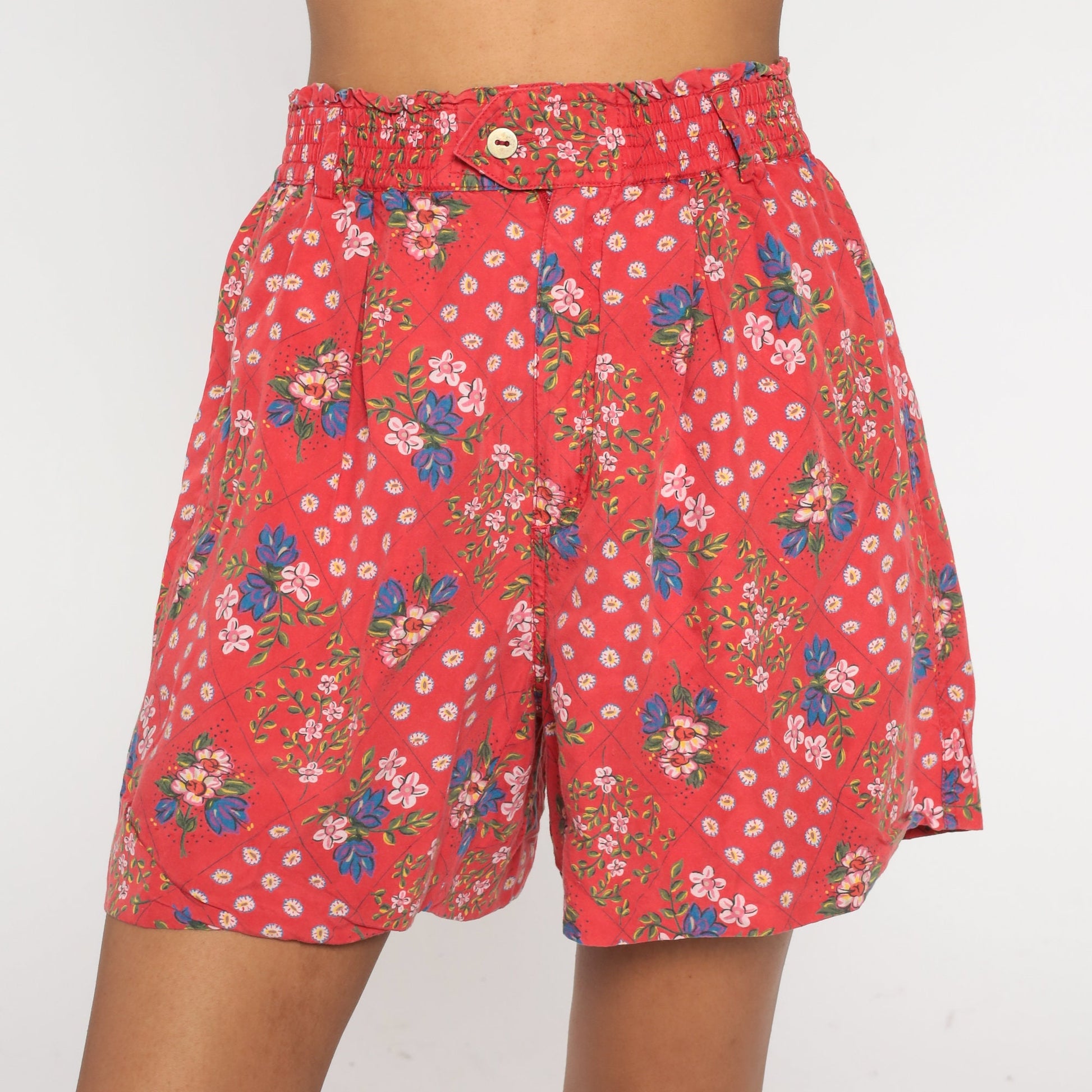 90s Liz Claiborne Floral Patchwork Shorts Red High Waist Pleated Medium