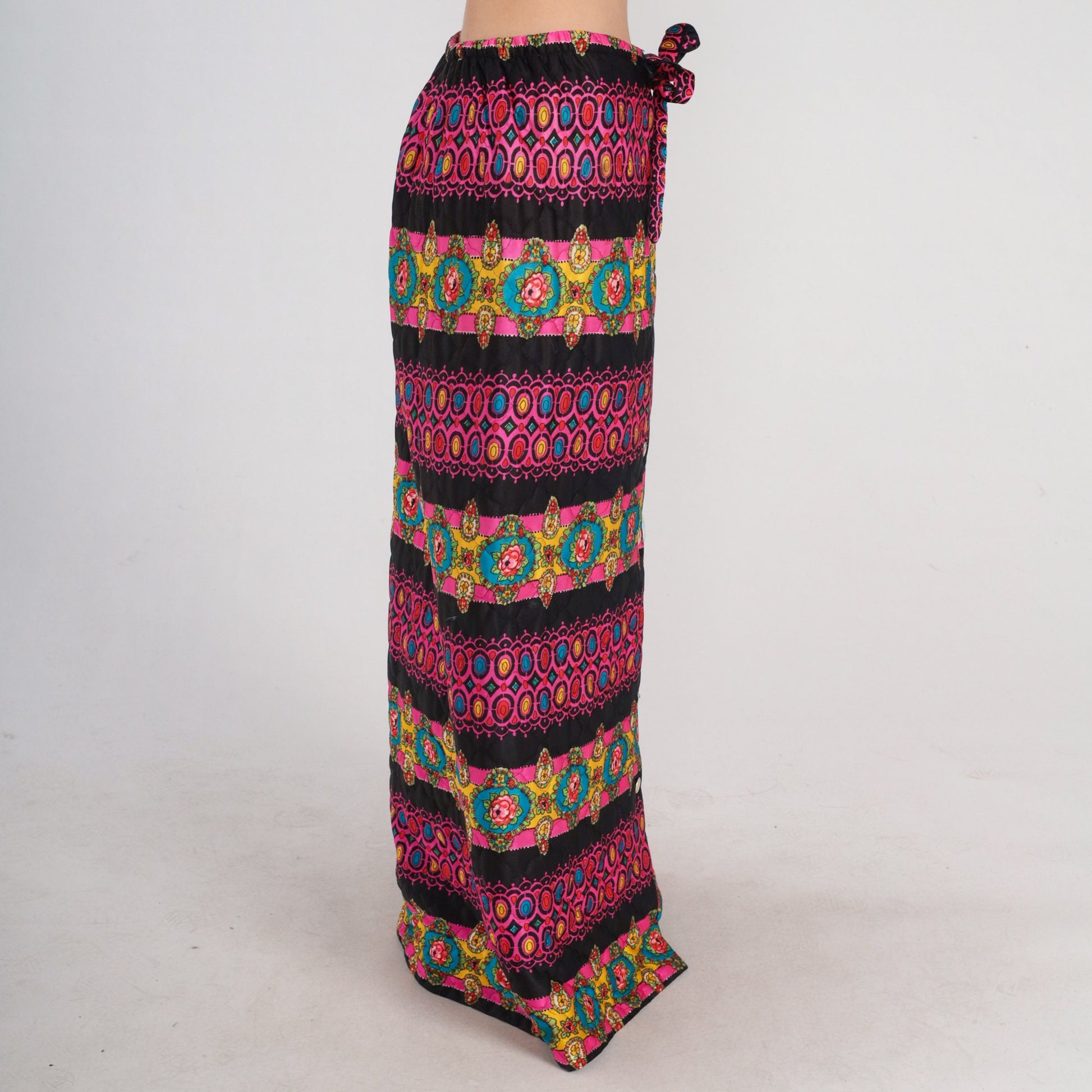70s Quilted Maxi Skirt Floral Abstract Print High Waist Button Front Black Pink Medium Large