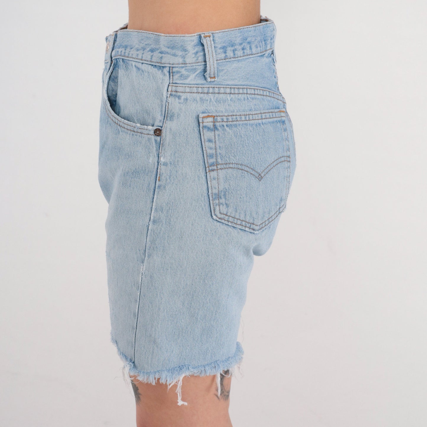 90s Levi's Light Wash Denim Cutoff Shorts High Waist Frayed Medium