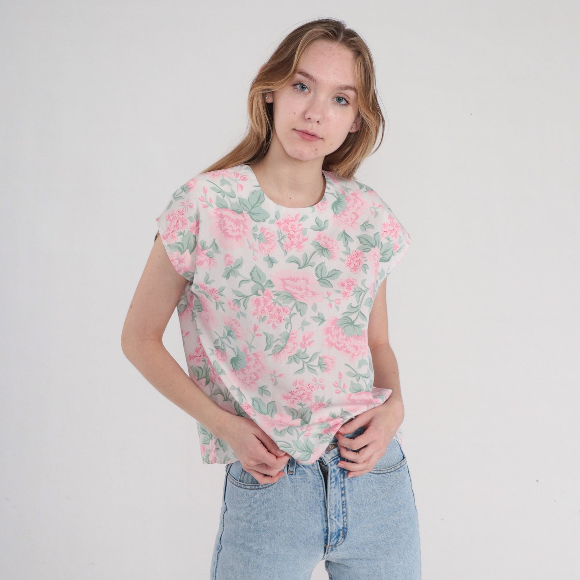 80s White Floral Blouse Cap Sleeve Peony Print Pink Green Medium
