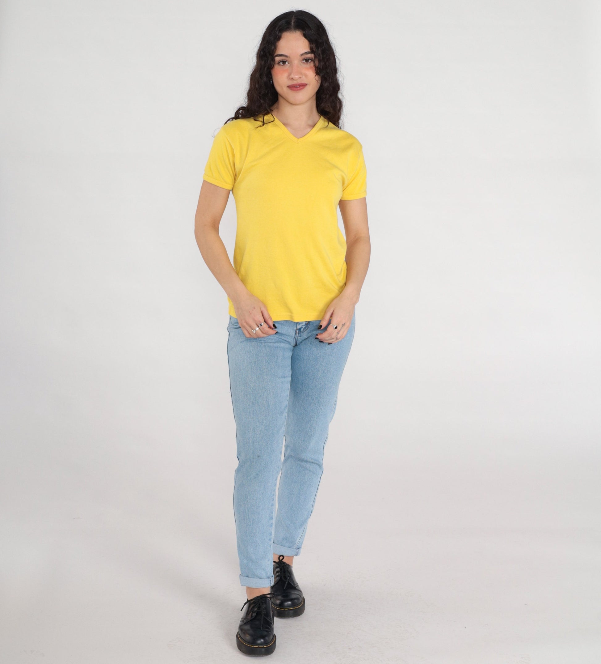 90s Yellow V-Neck T-Shirt Plain Cotton Blend Tee Small S
