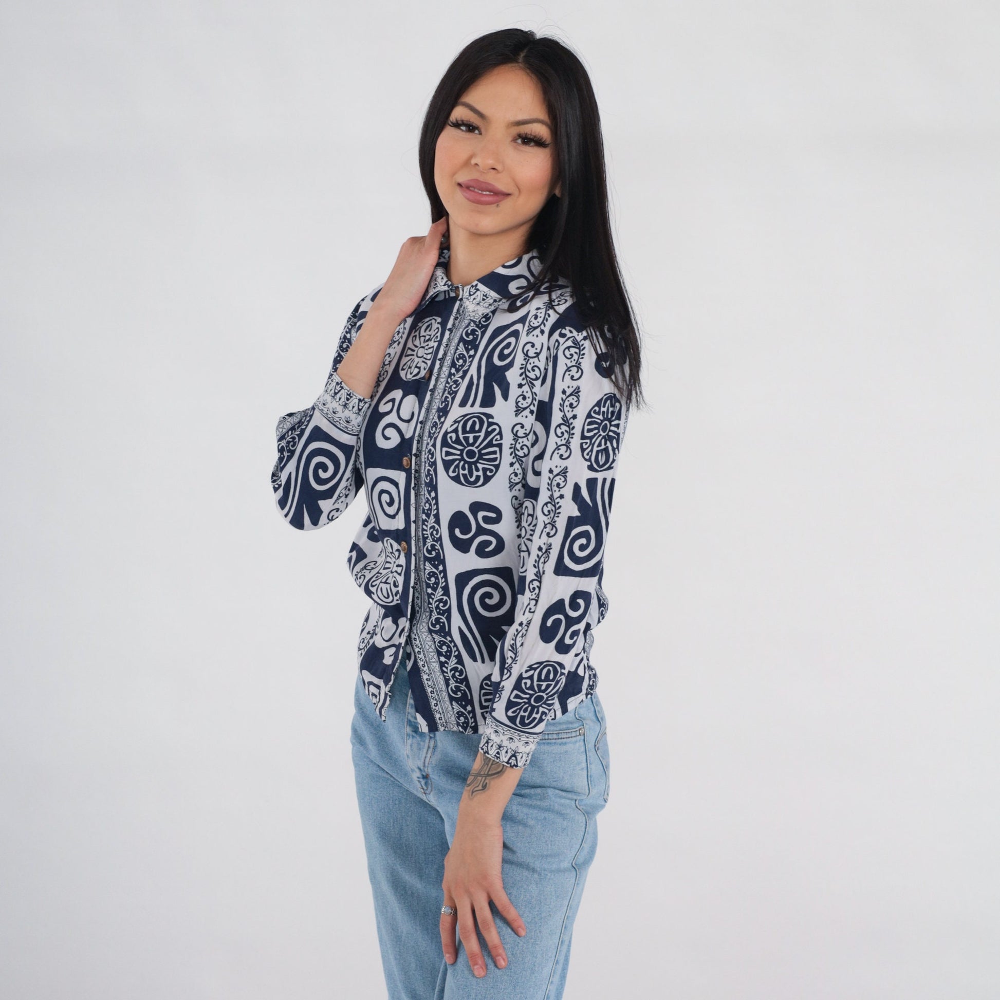 90s Abstract Print Button-Up Blouse Navy White Long Sleeve XS