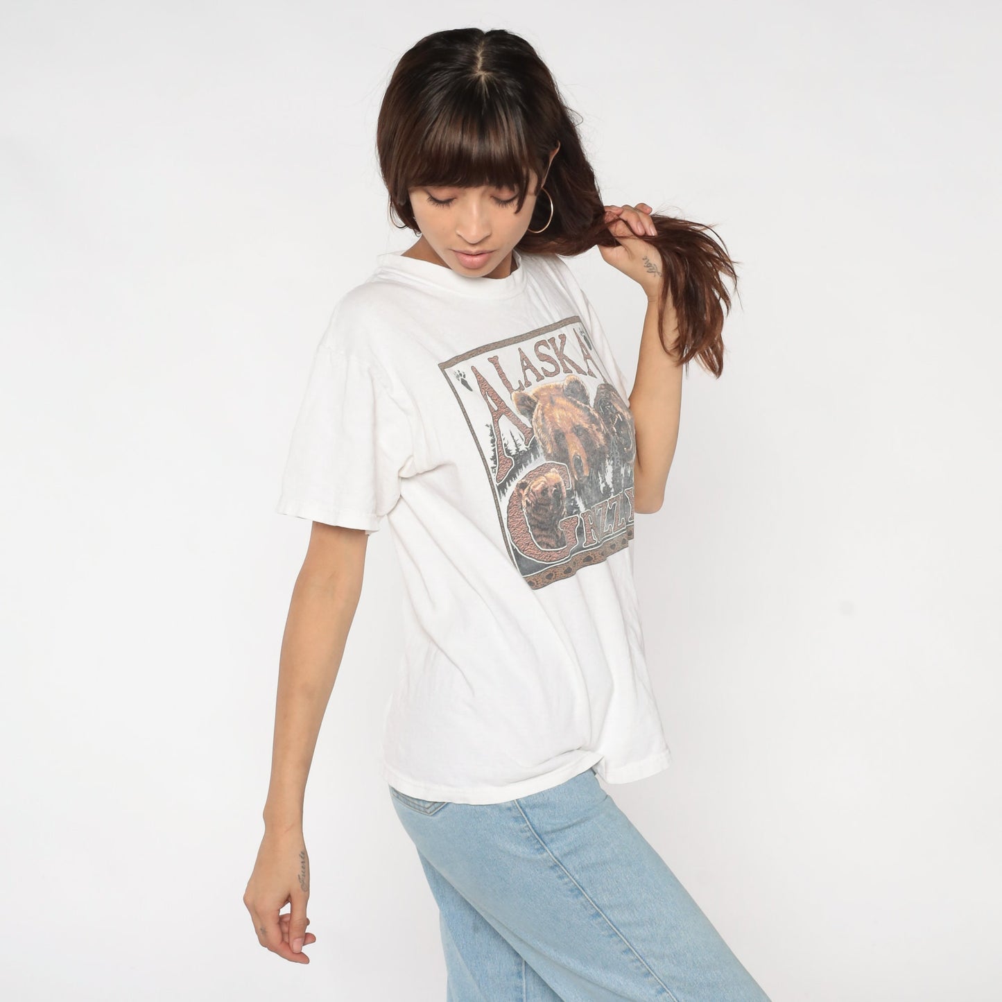 90s Grizzly Bear Alaska Wildlife Graphic T-Shirt White Cotton Medium M