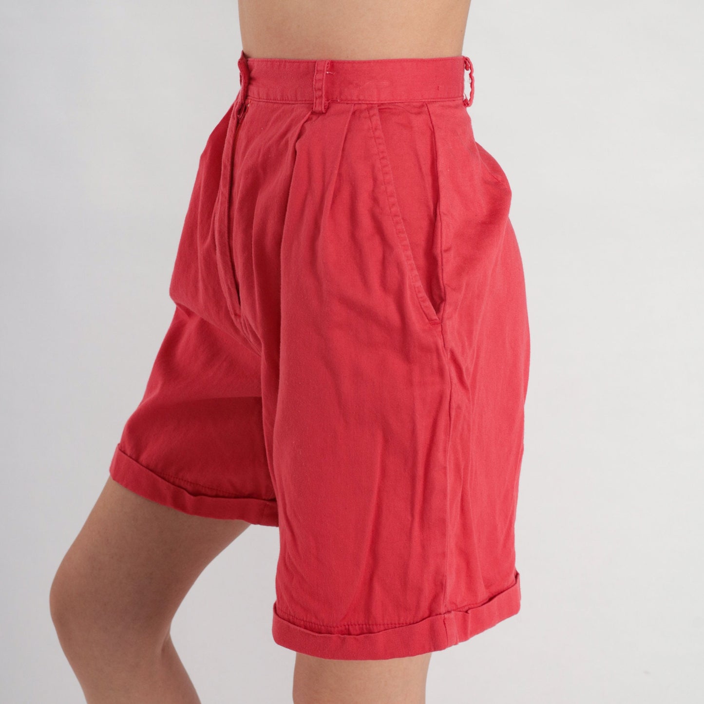 80s Red Pleated High-Waist Shorts Cotton Cuffed Extra Small XS