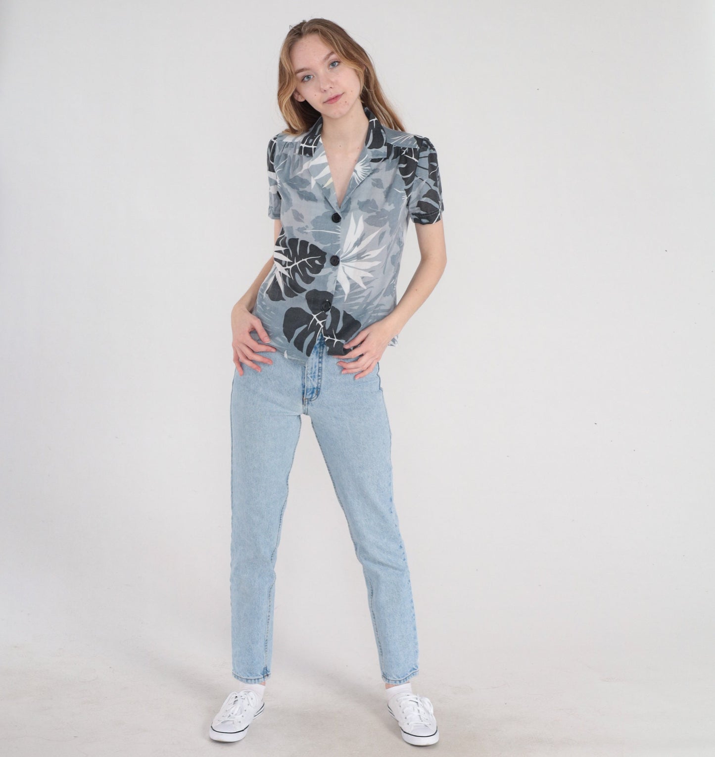 80s Grey Tropical Floral Blouse Puff Sleeve Button Up Small