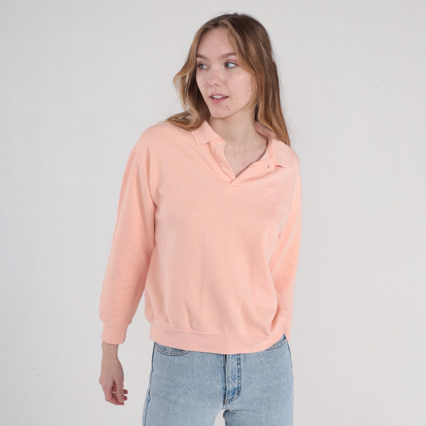 90s Polo Collared Sweatshirt Peachy Pink Embroidered Crest Medium