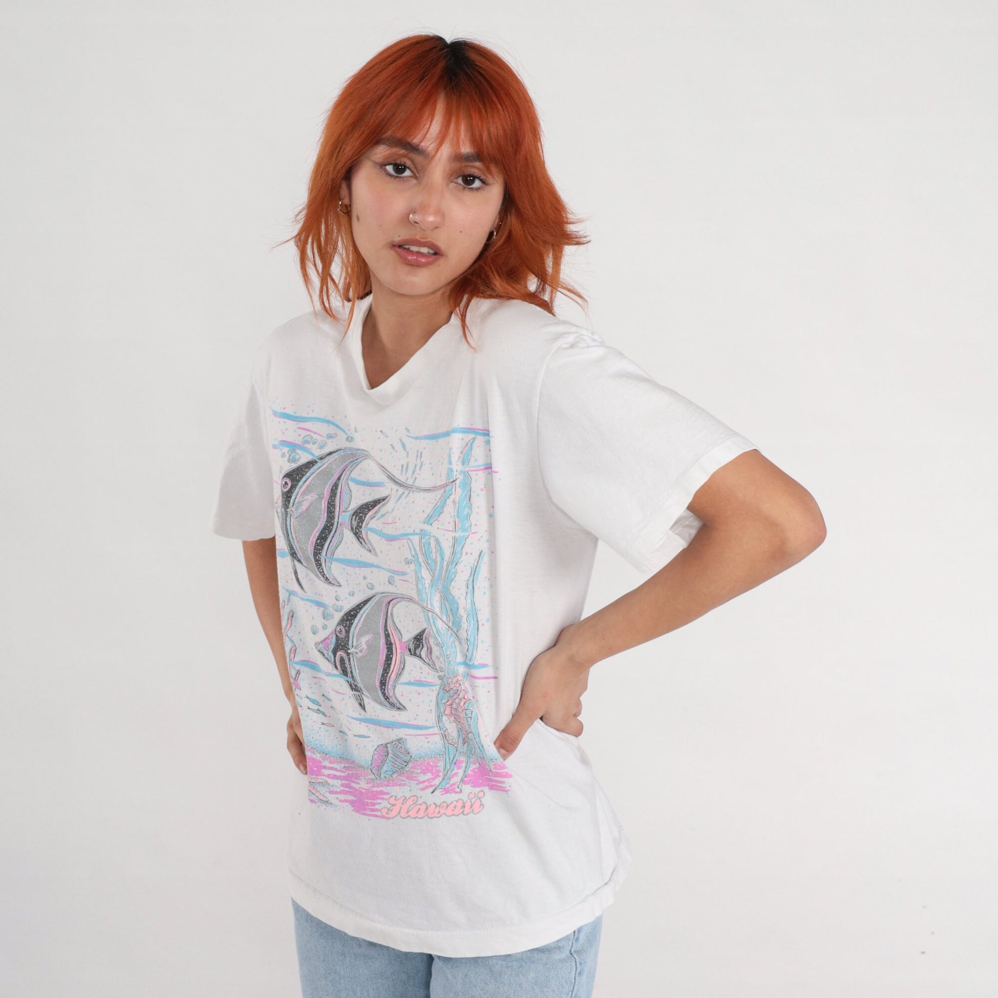 90s Hawaii Tropical Fish Graphic T-Shirt Silver Glitter Medium