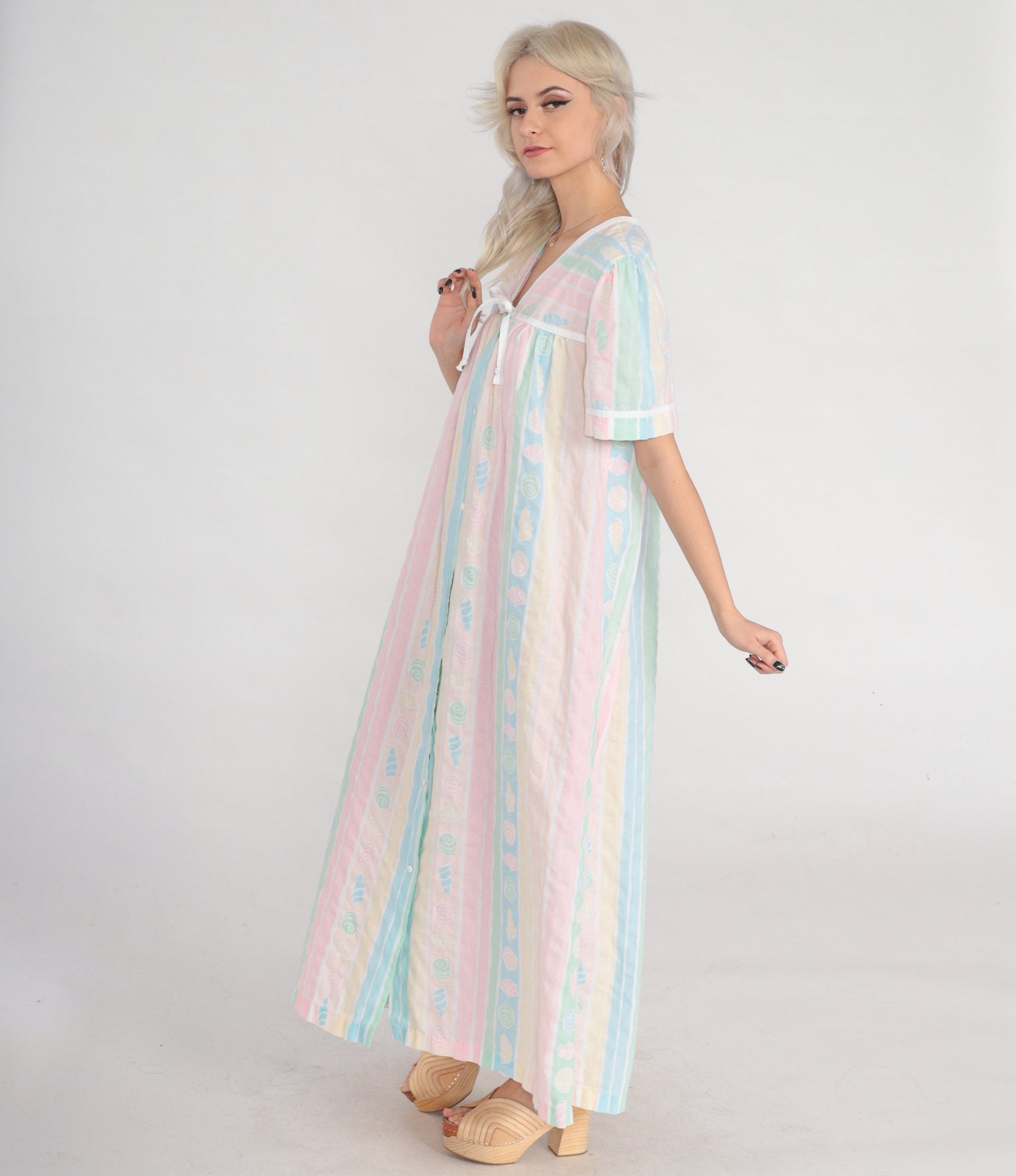 80s Pastel Striped Seashell Print Maxi Nightgown Short Sleeve Snap Front Large L