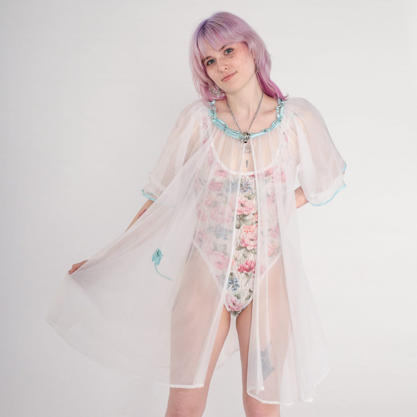 80s White Sheer Nylon Lingerie Robe Puff Sleeve Open Front Medium Large