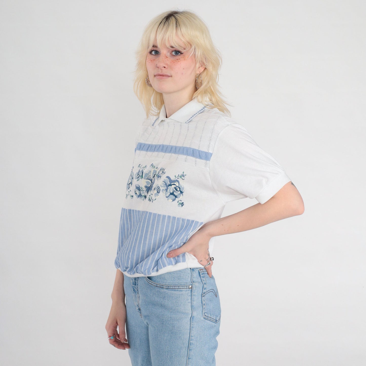 90s Floral Striped Blouse White Blue Collared Short Sleeve Large L