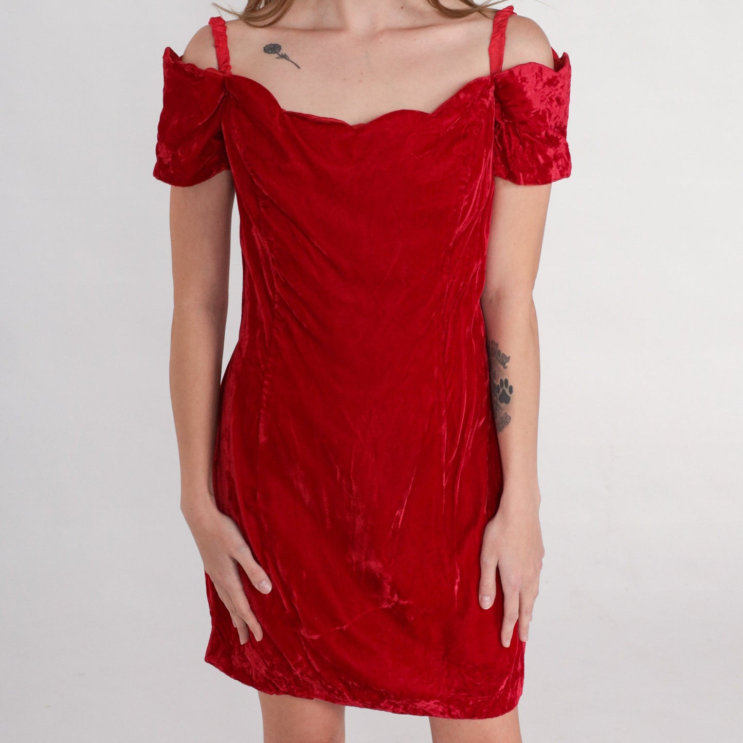 90s Red Velvet Mini Dress Off-Shoulder Scalloped Sheath Medium