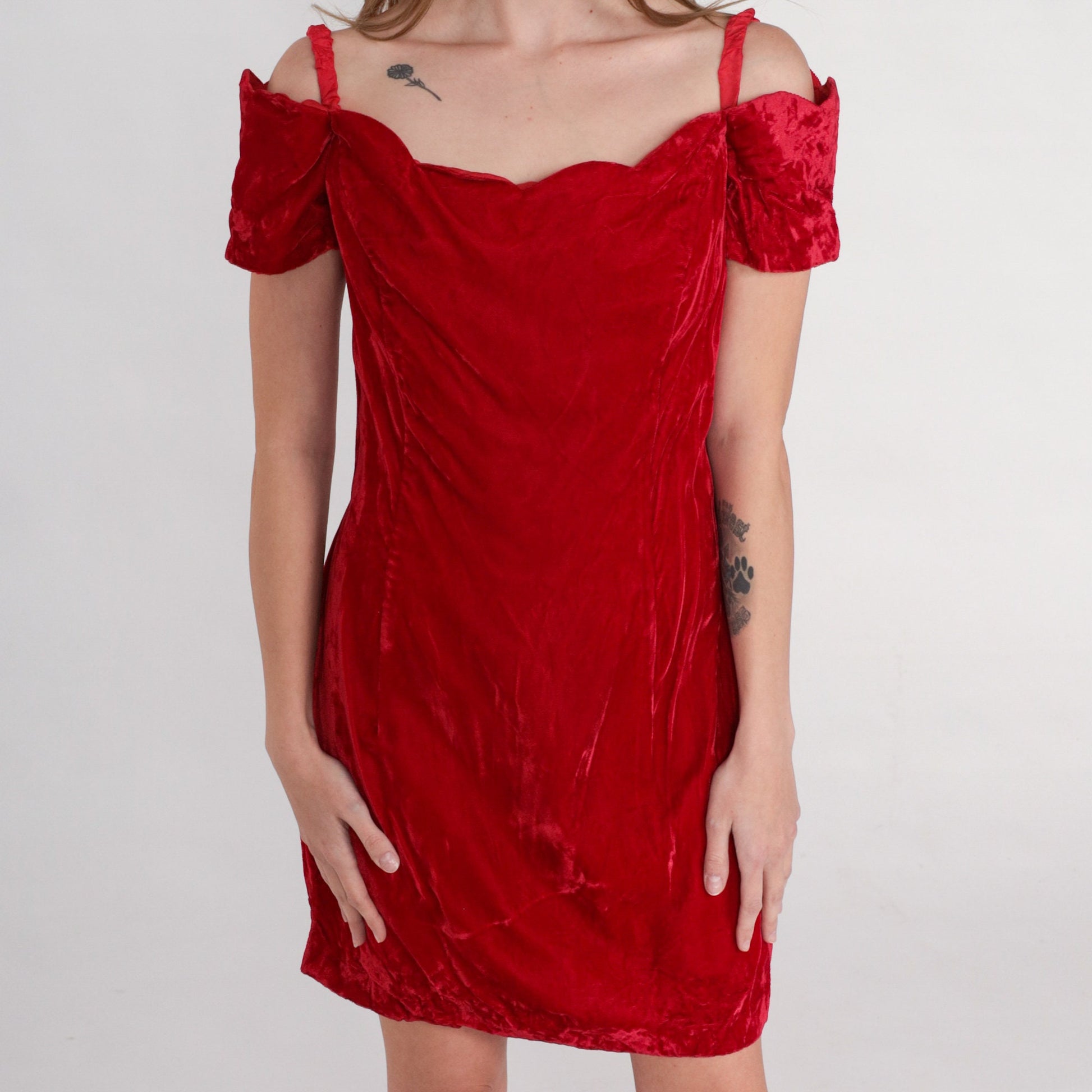 90s Red Velvet Mini Dress Off-Shoulder Scalloped Sheath Medium